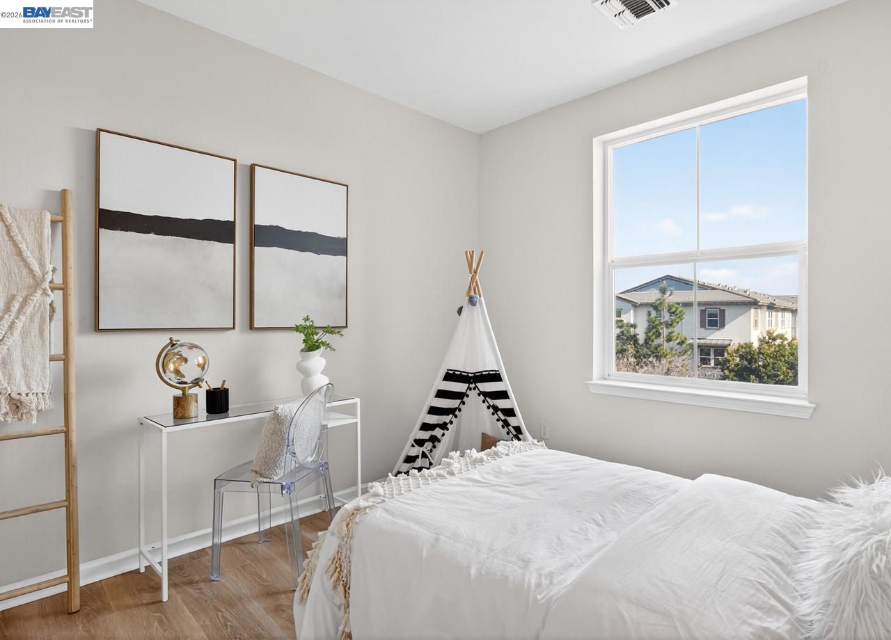 3240 Maguire Way # 318