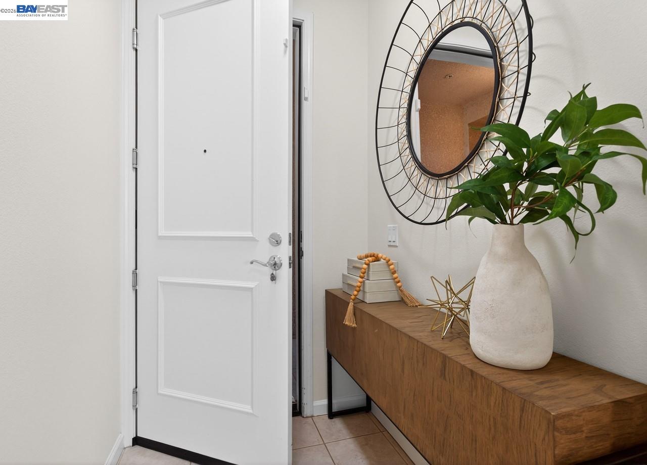 3240 Maguire Way # 318