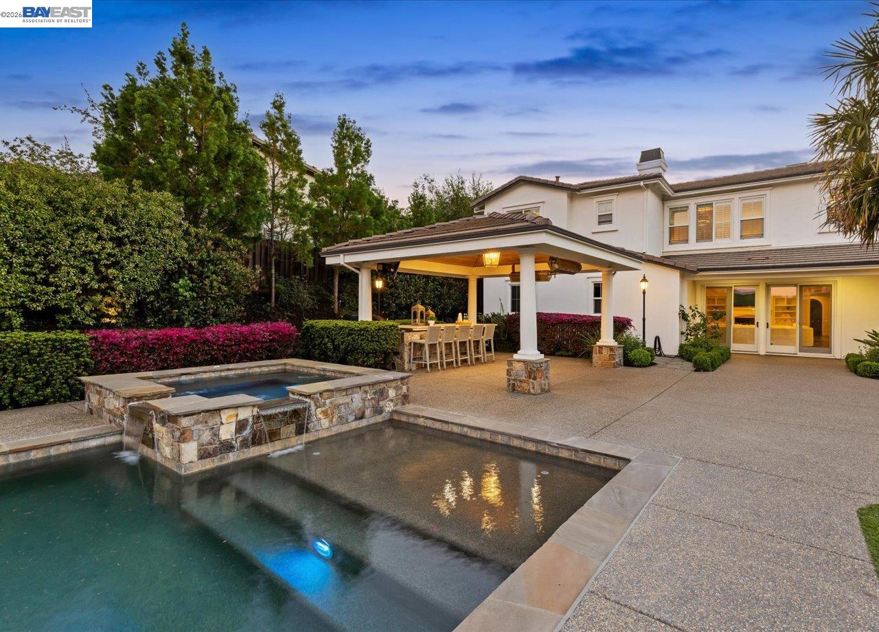 130 Tamarind Ln