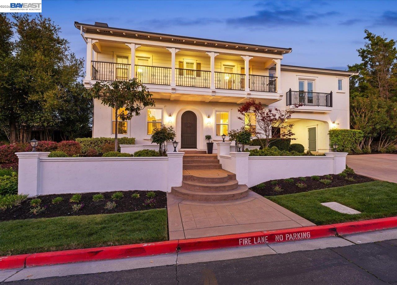130 Tamarind Ln
