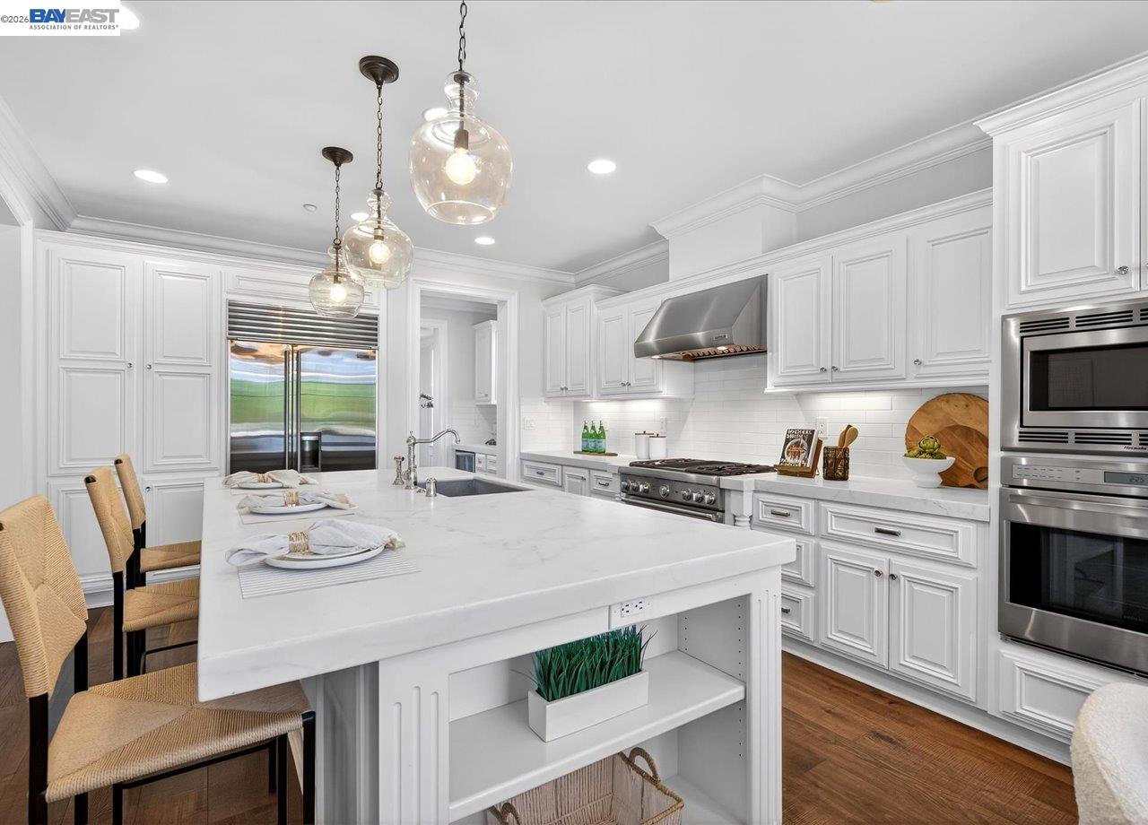 130 Tamarind Ln
