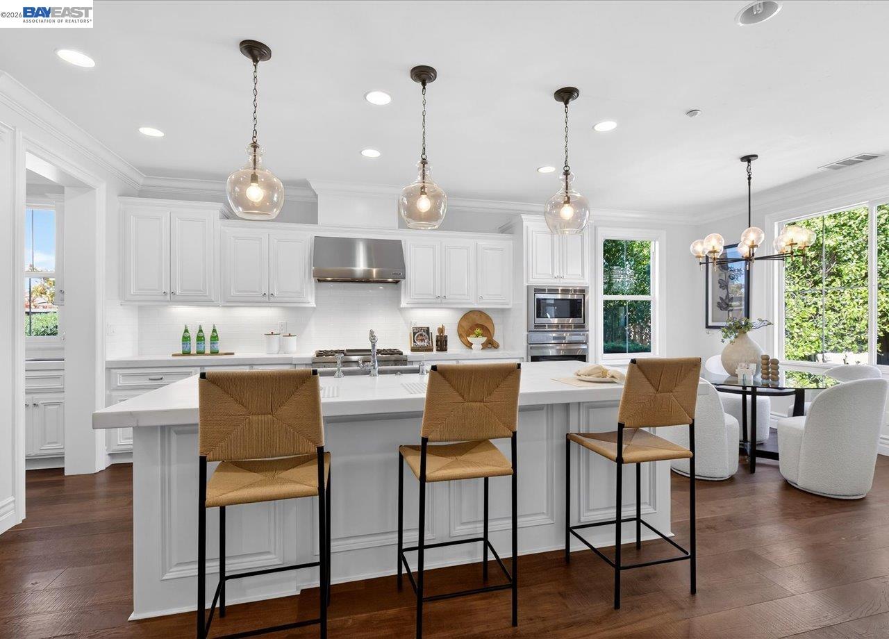 130 Tamarind Ln
