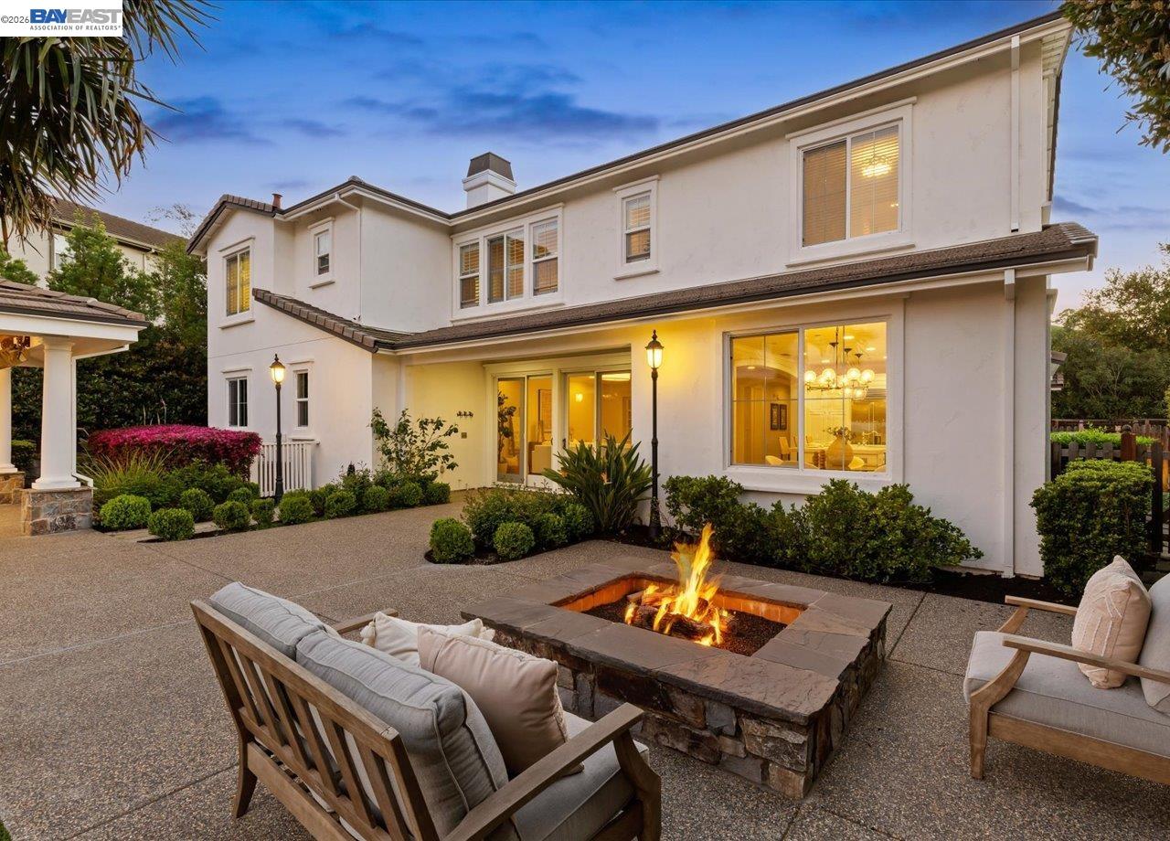 130 Tamarind Ln
