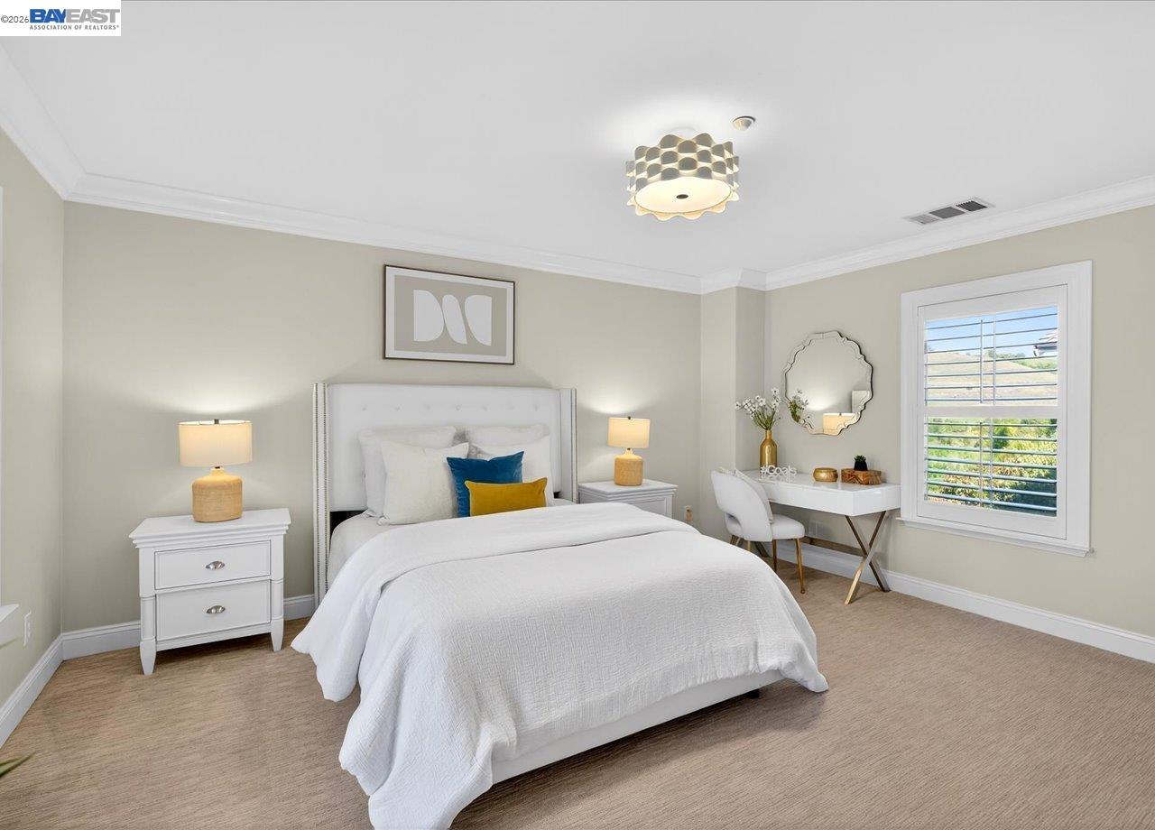 130 Tamarind Ln