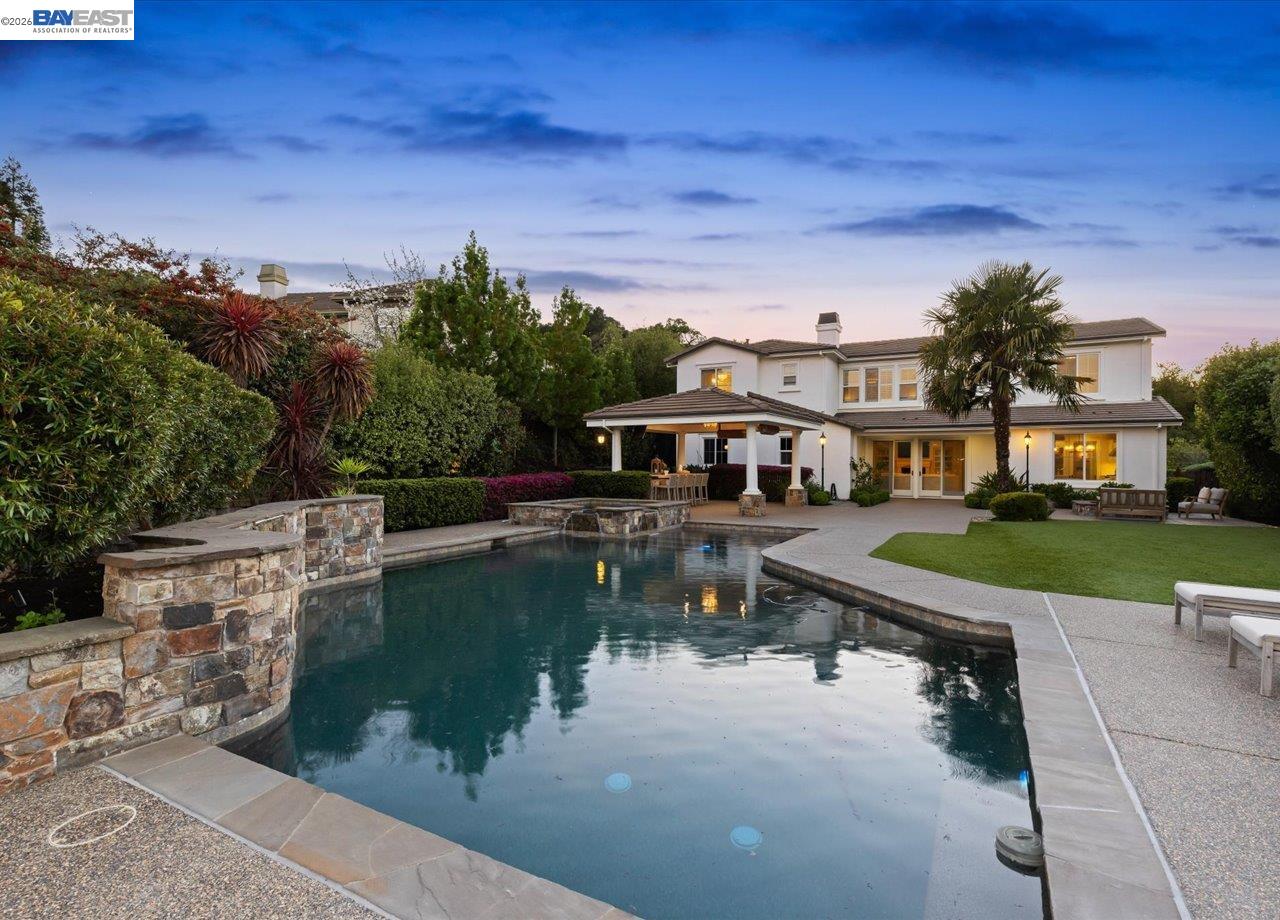 130 Tamarind Ln