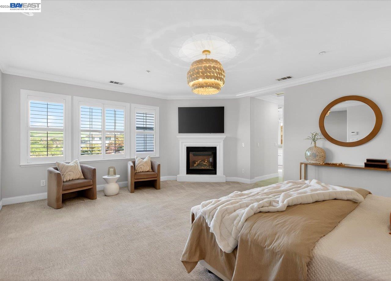 130 Tamarind Ln