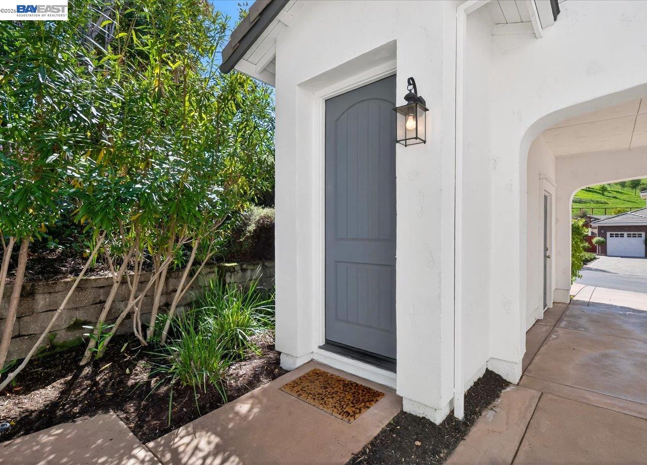130 Tamarind Ln