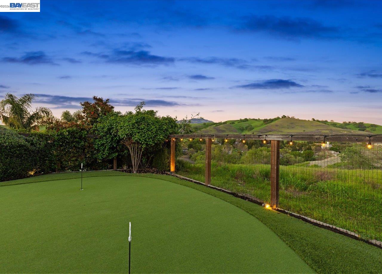 130 Tamarind Ln
