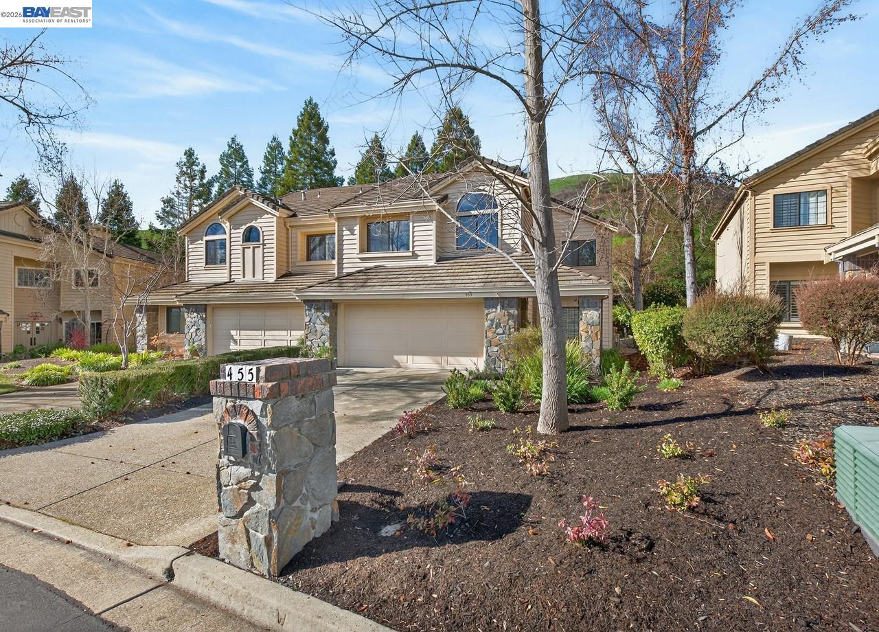 455 Eagle Valley Way