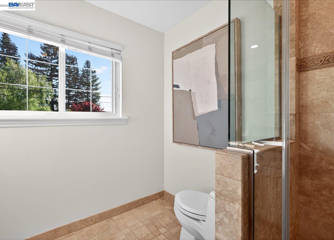 147 Winged Foot Pl