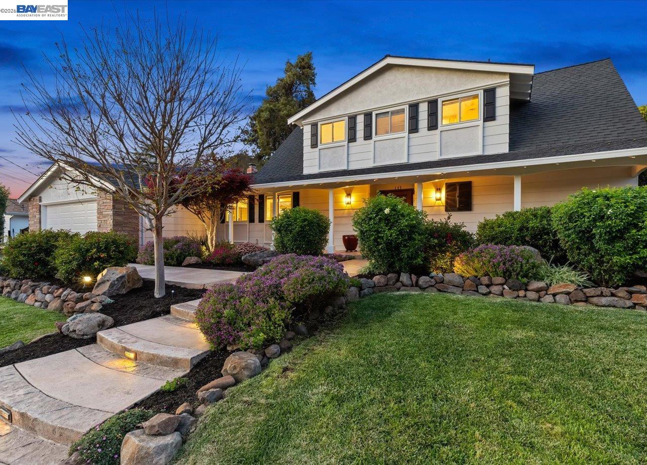 147 Winged Foot Pl