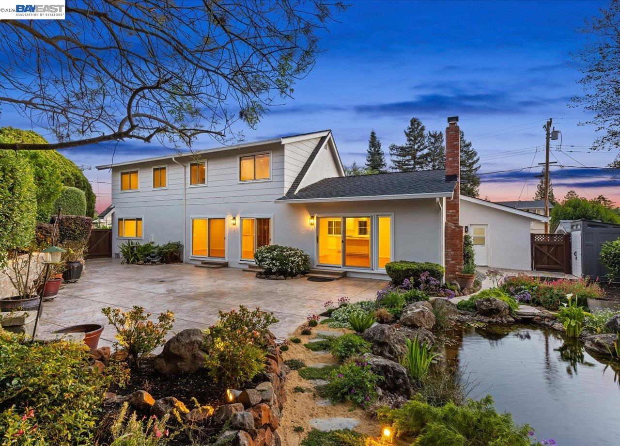147 Winged Foot Pl