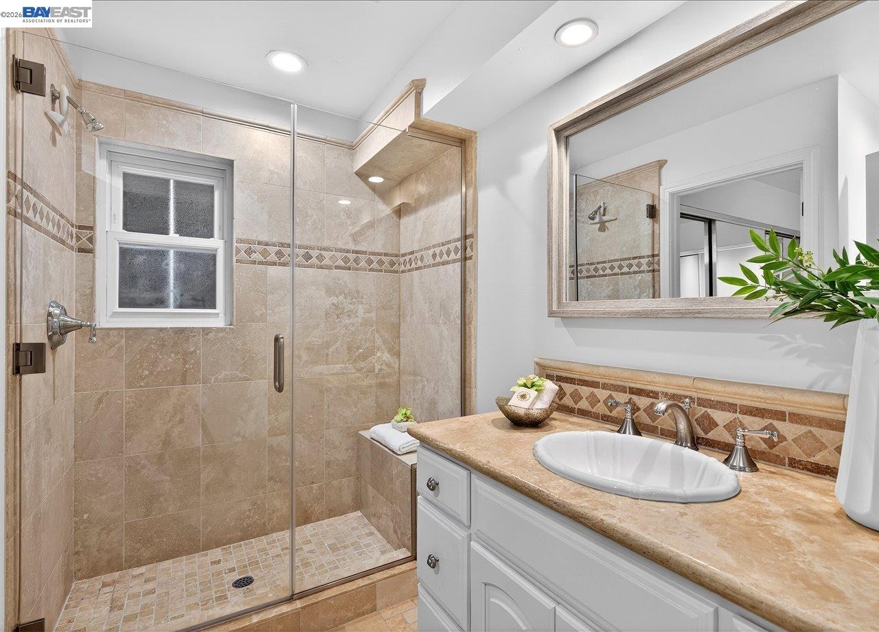 147 Winged Foot Pl