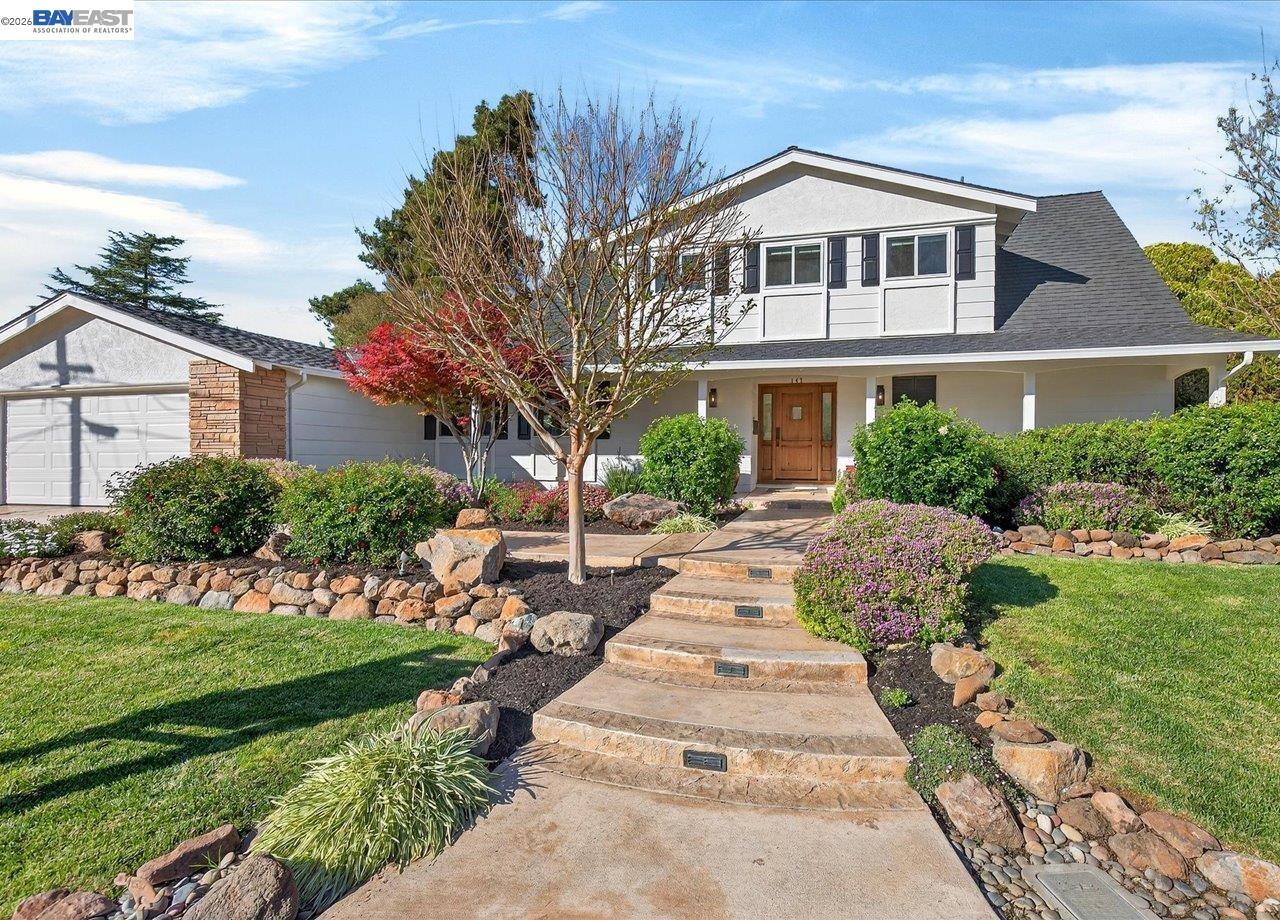 147 Winged Foot Pl