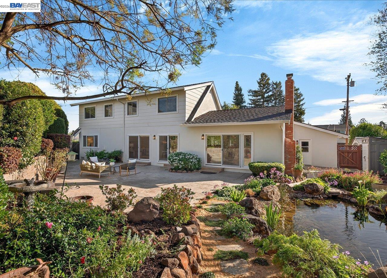 147 Winged Foot Pl