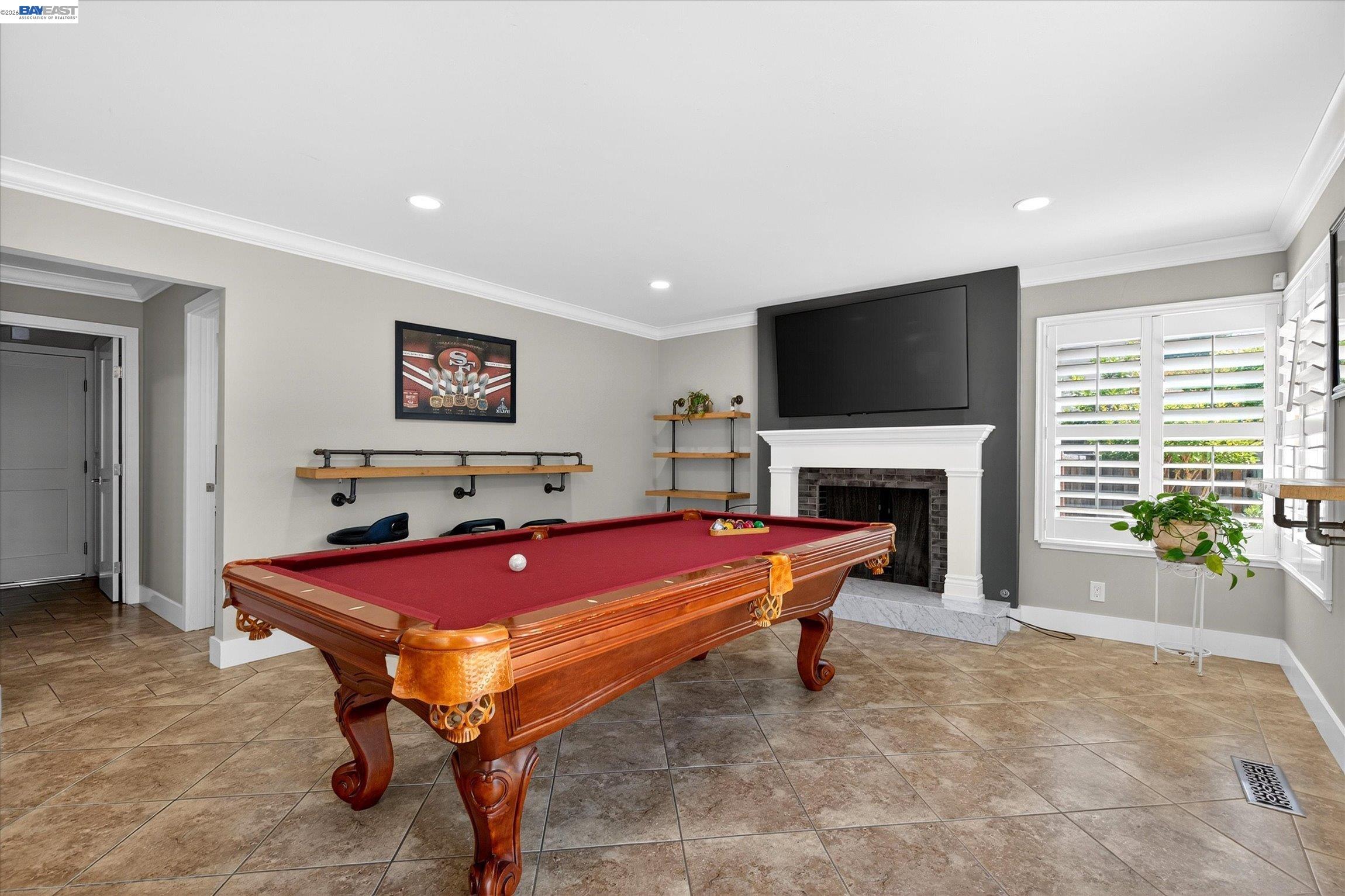515 Burns Cir