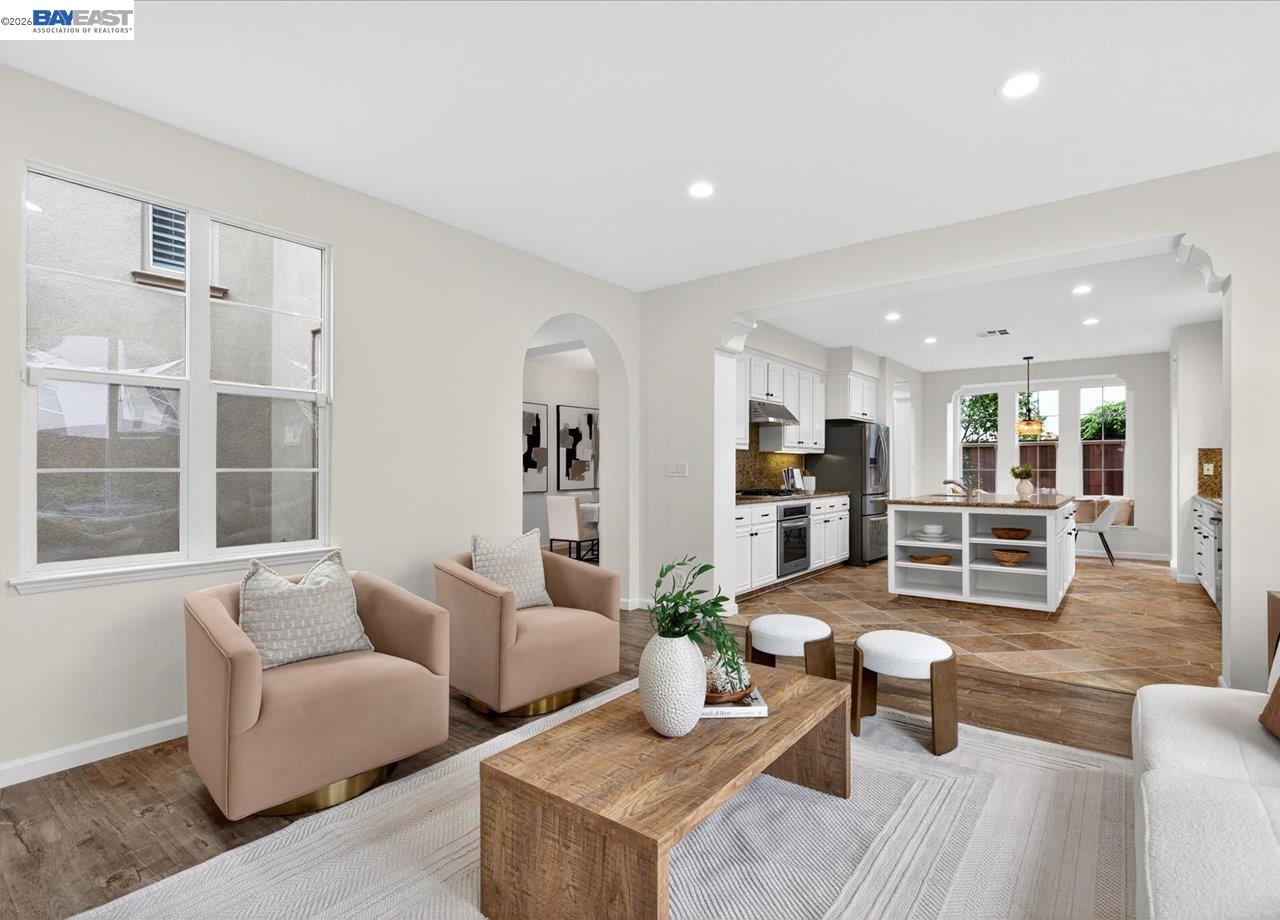 8148 Briar Oaks Dr