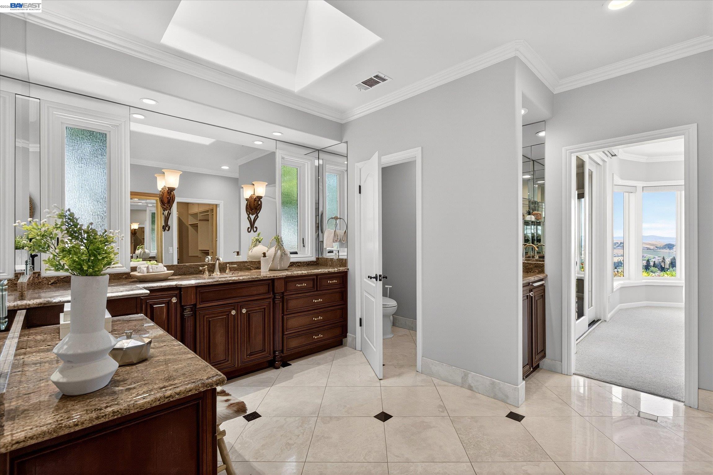 3301 Deer Hollow Dr