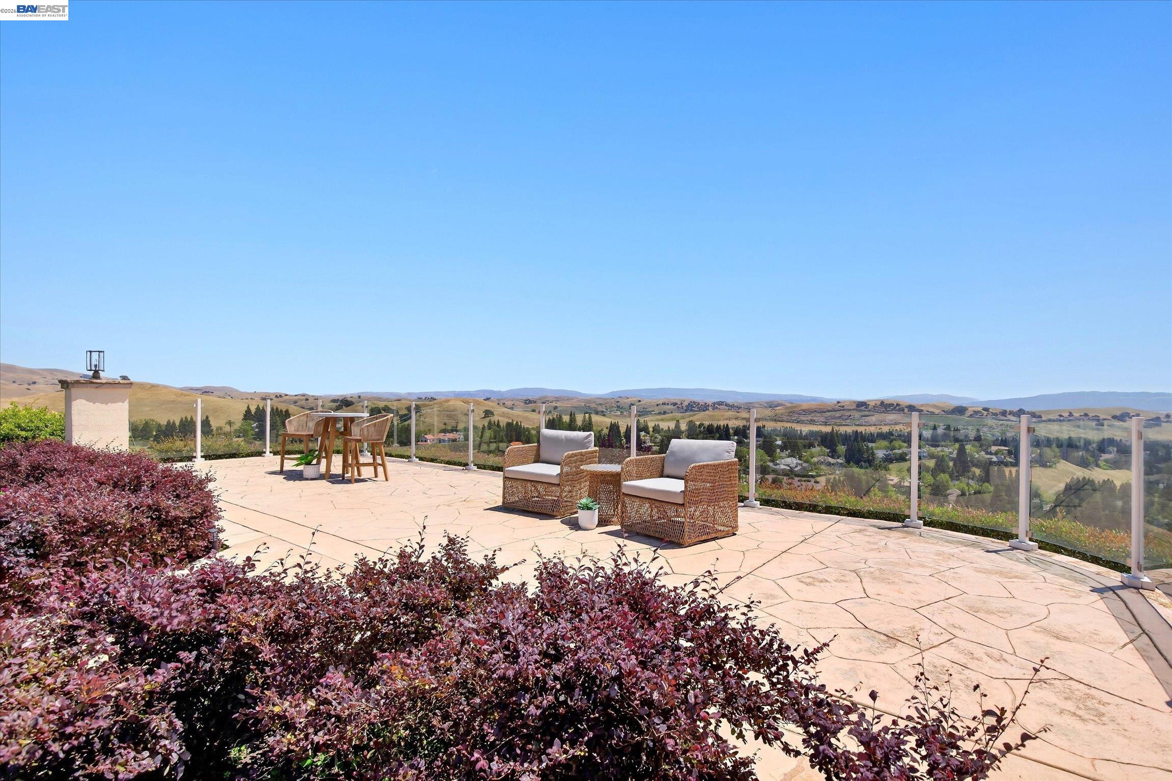 3301 Deer Hollow Dr