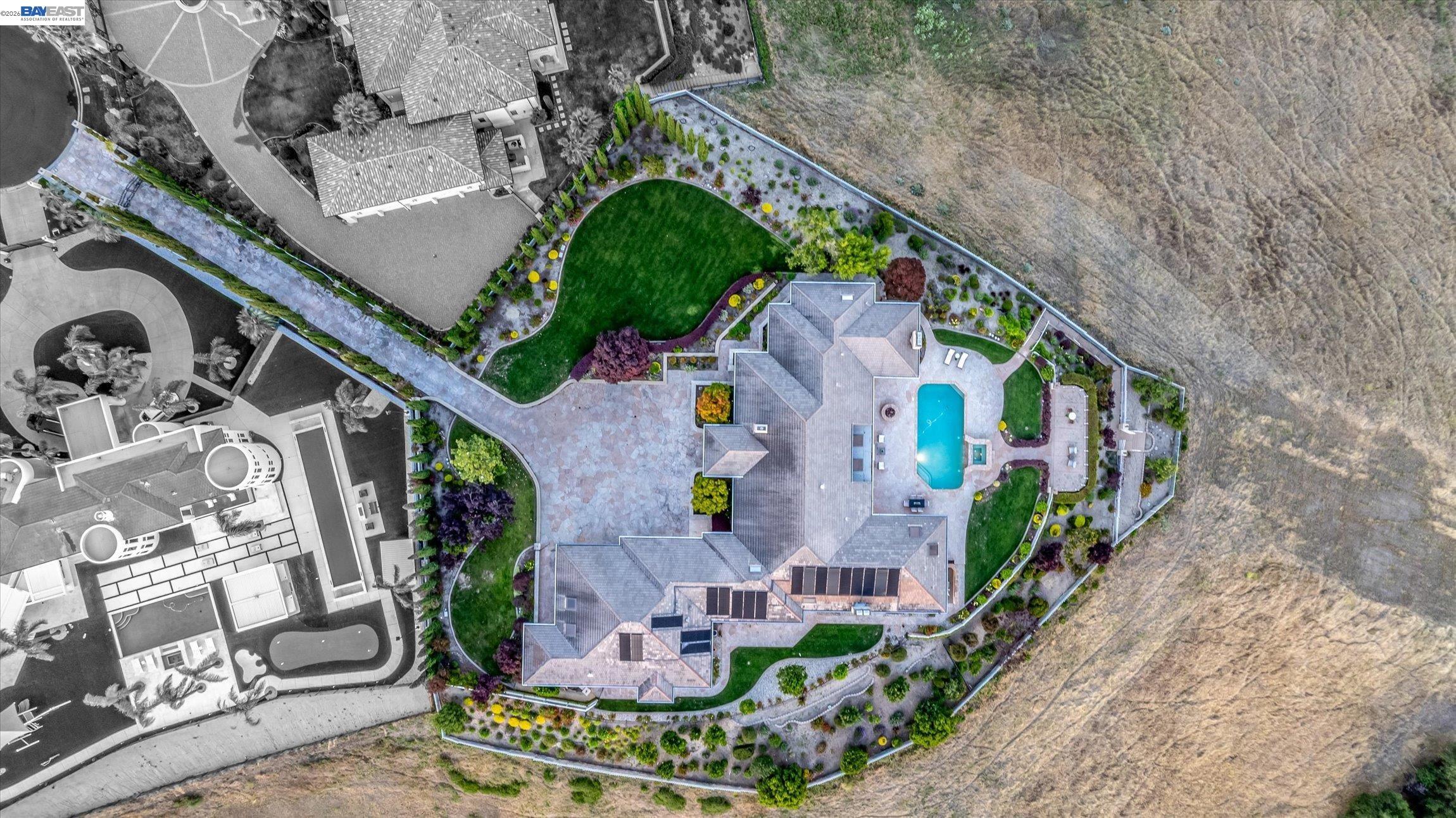 3301 Deer Hollow Dr