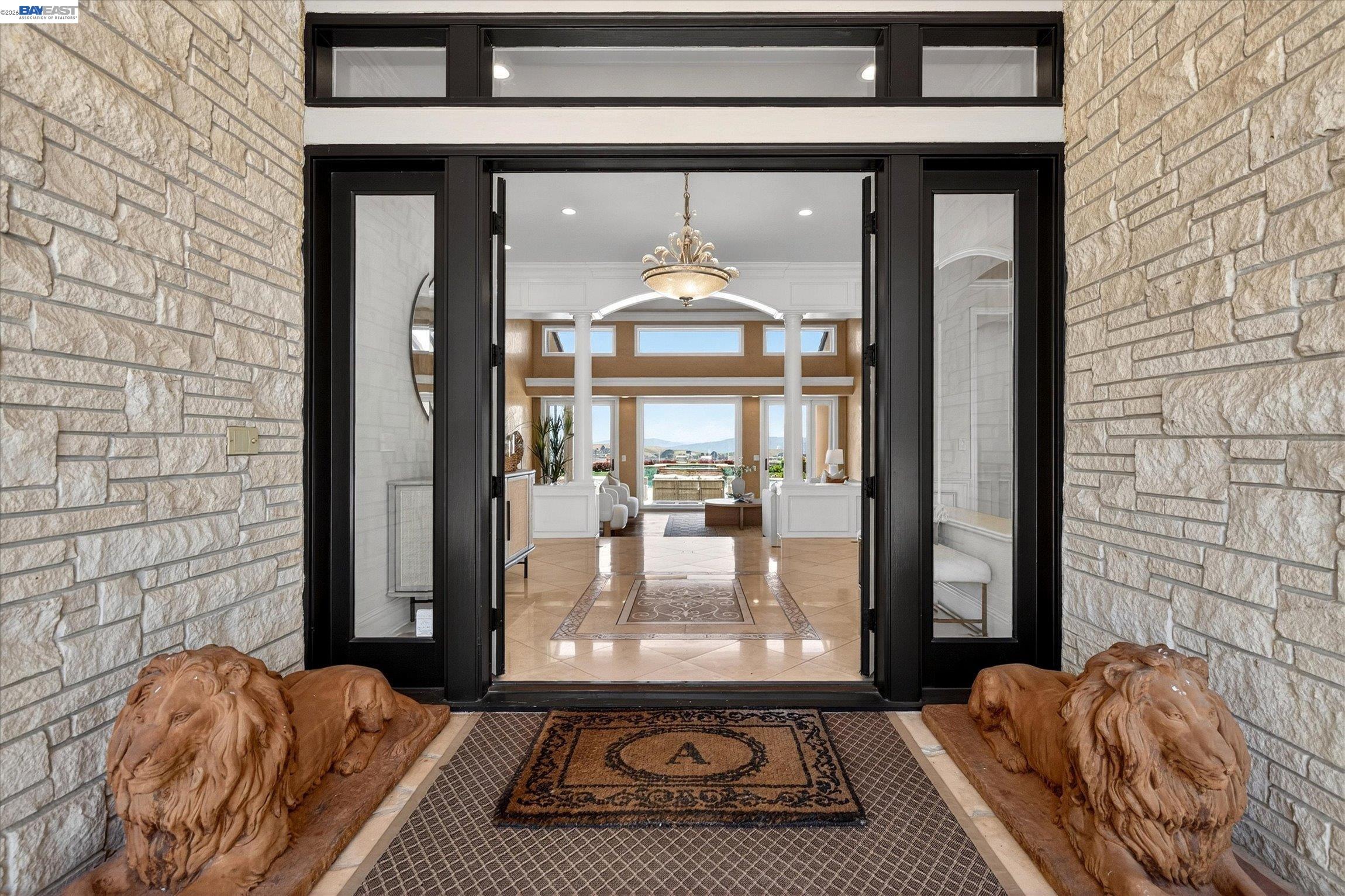 3301 Deer Hollow Dr