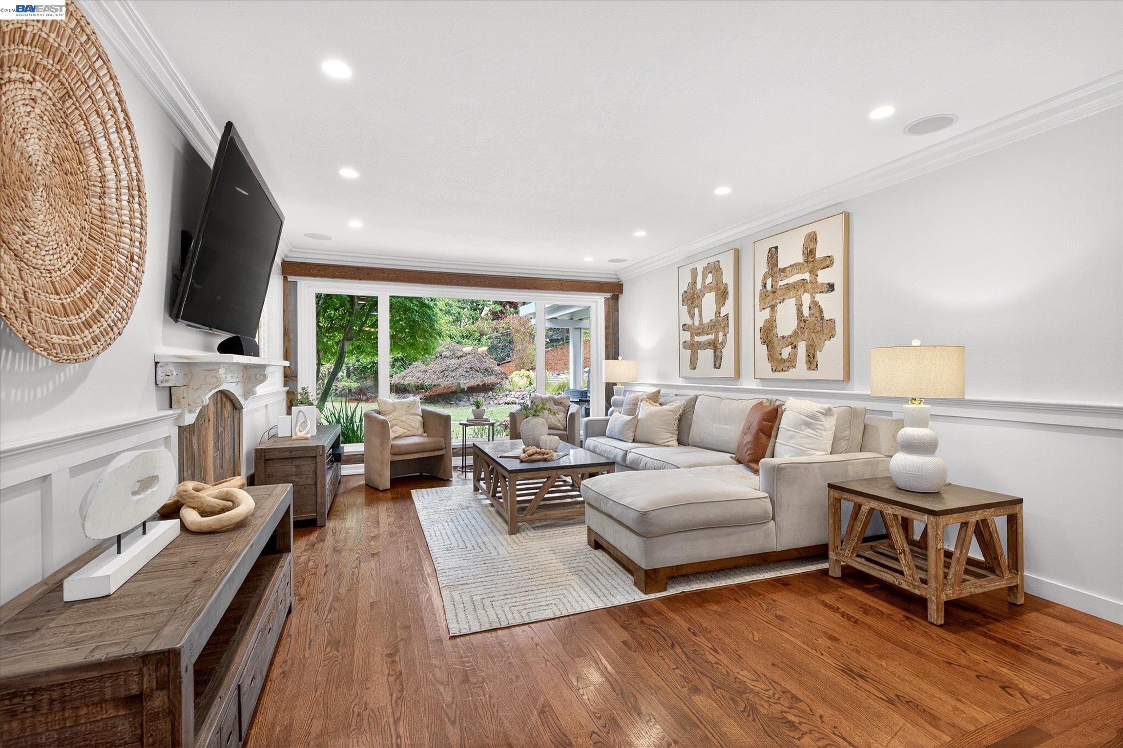 184 Lowell Dr