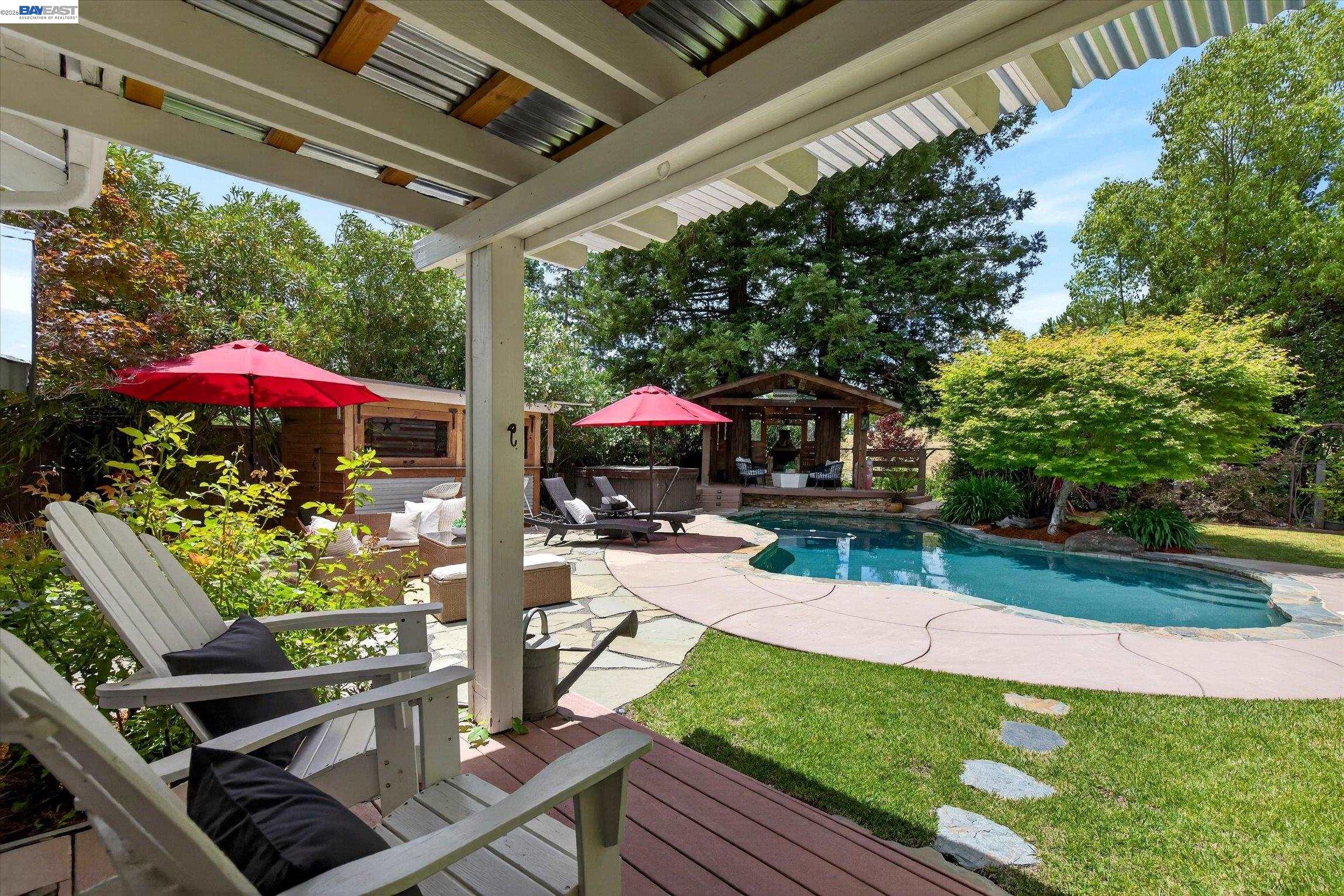 184 Lowell Dr