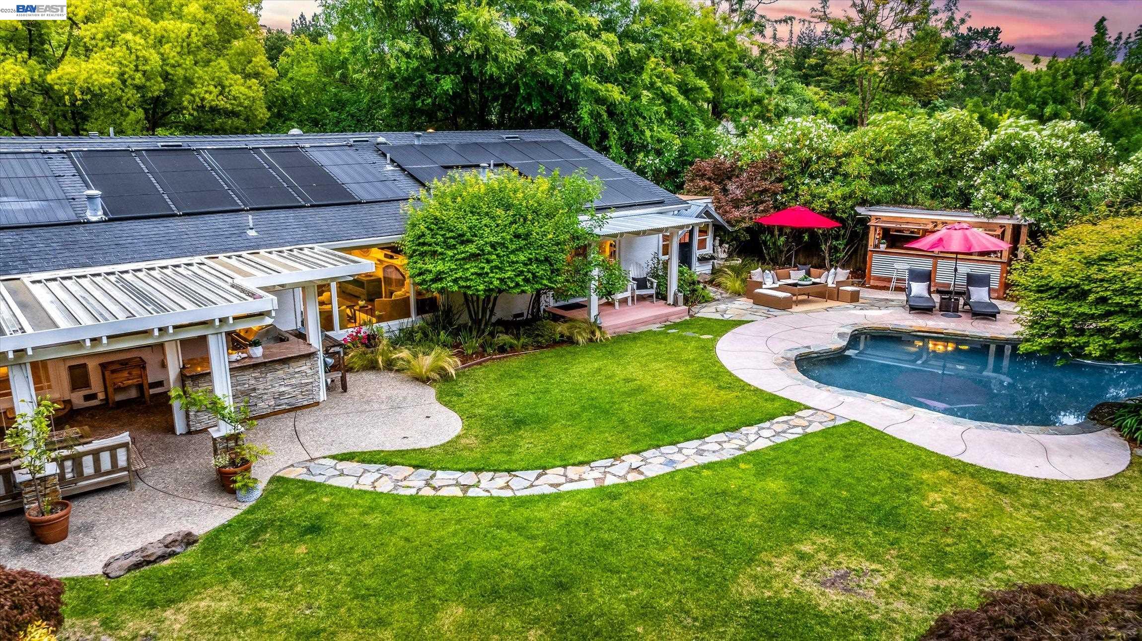 184 Lowell Dr
