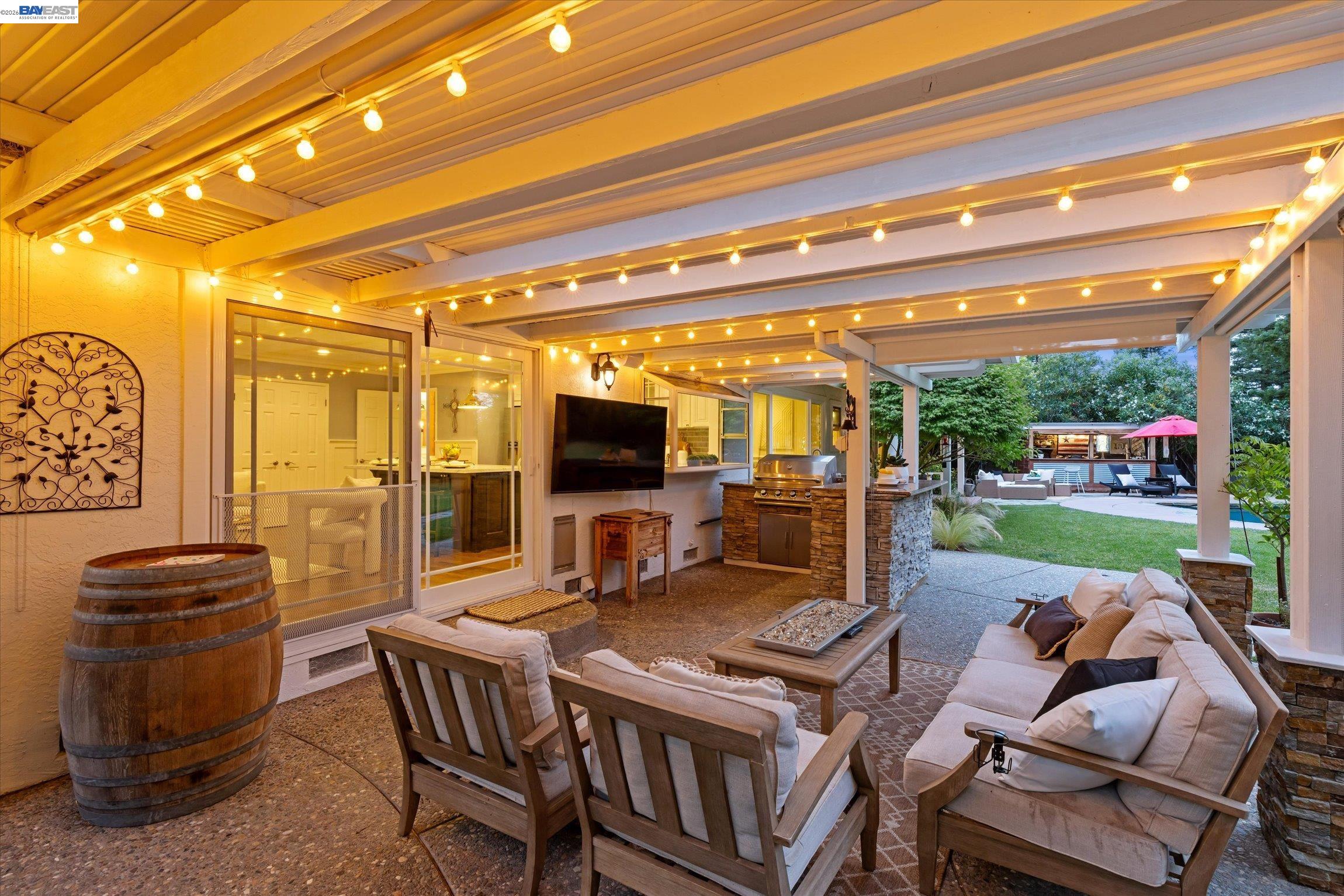 184 Lowell Dr