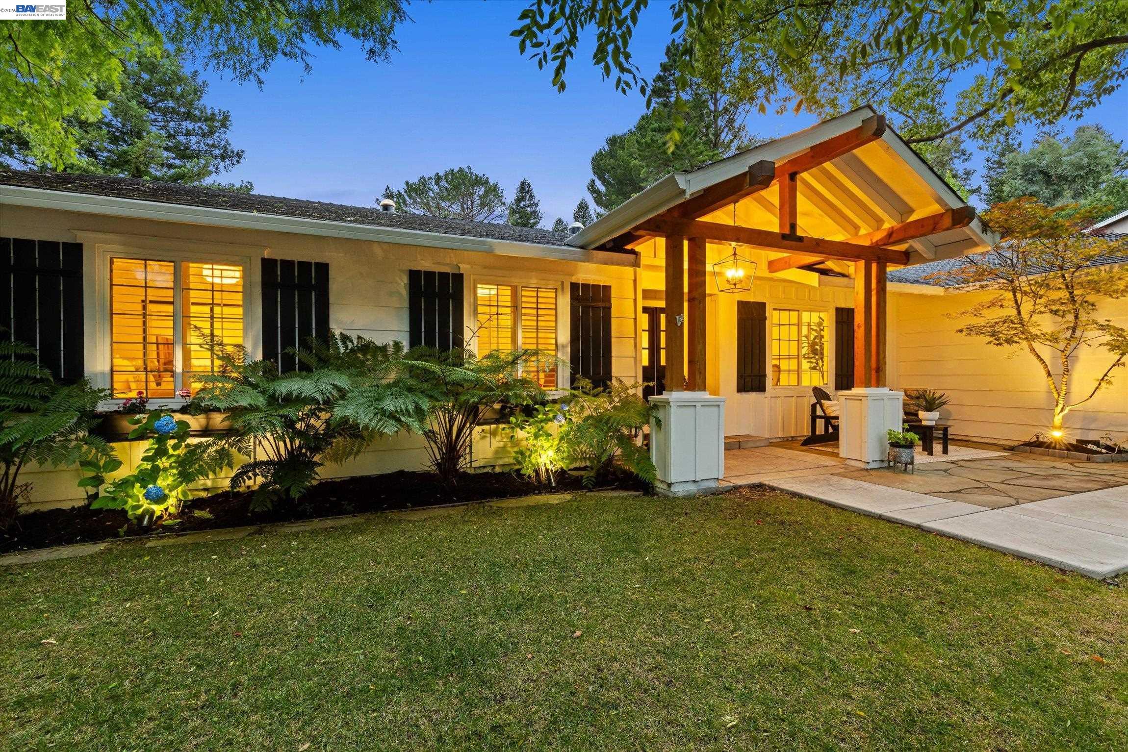 184 Lowell Dr