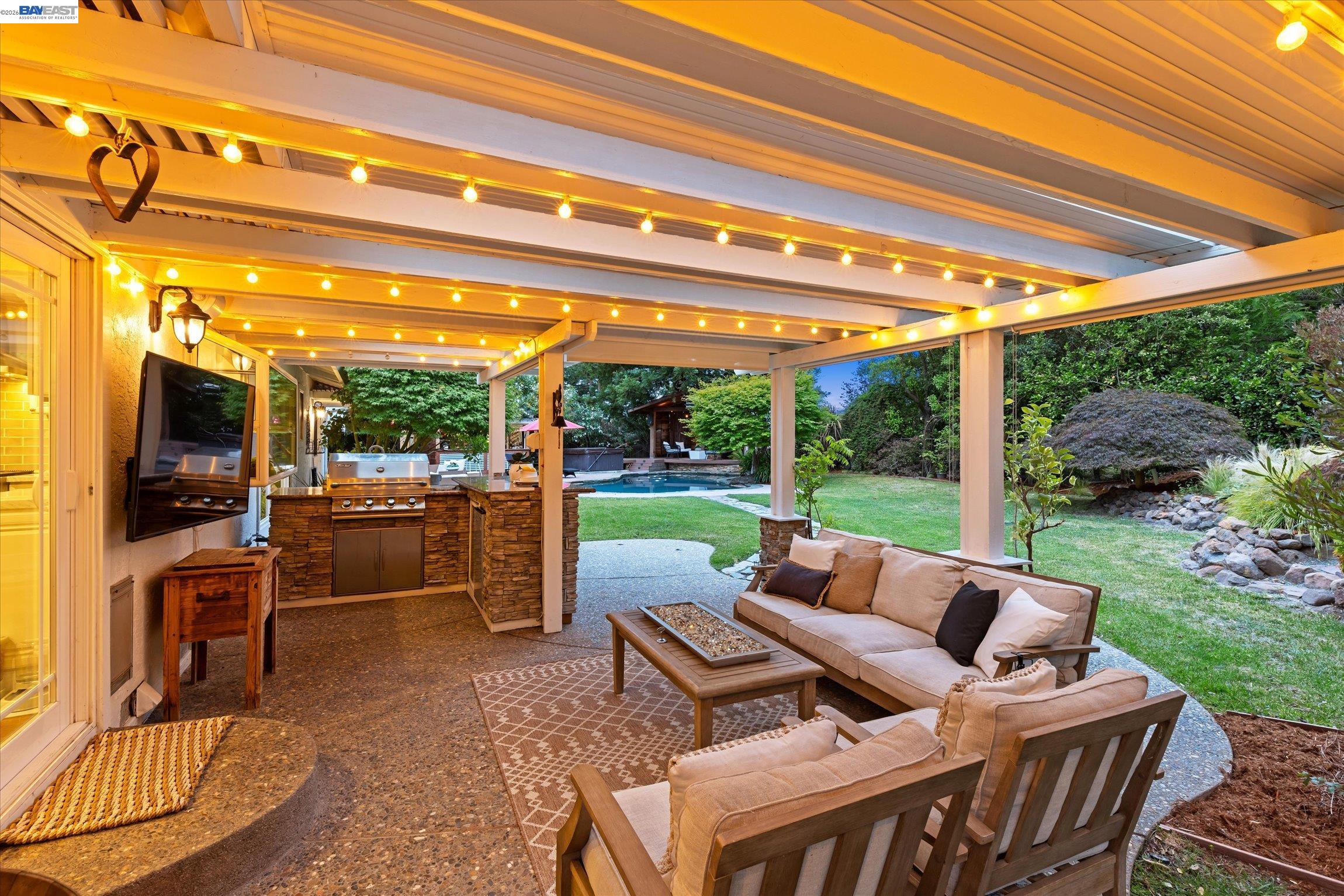 184 Lowell Dr