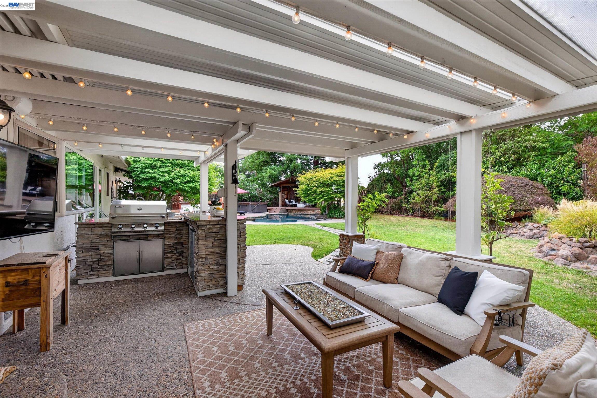 184 Lowell Dr