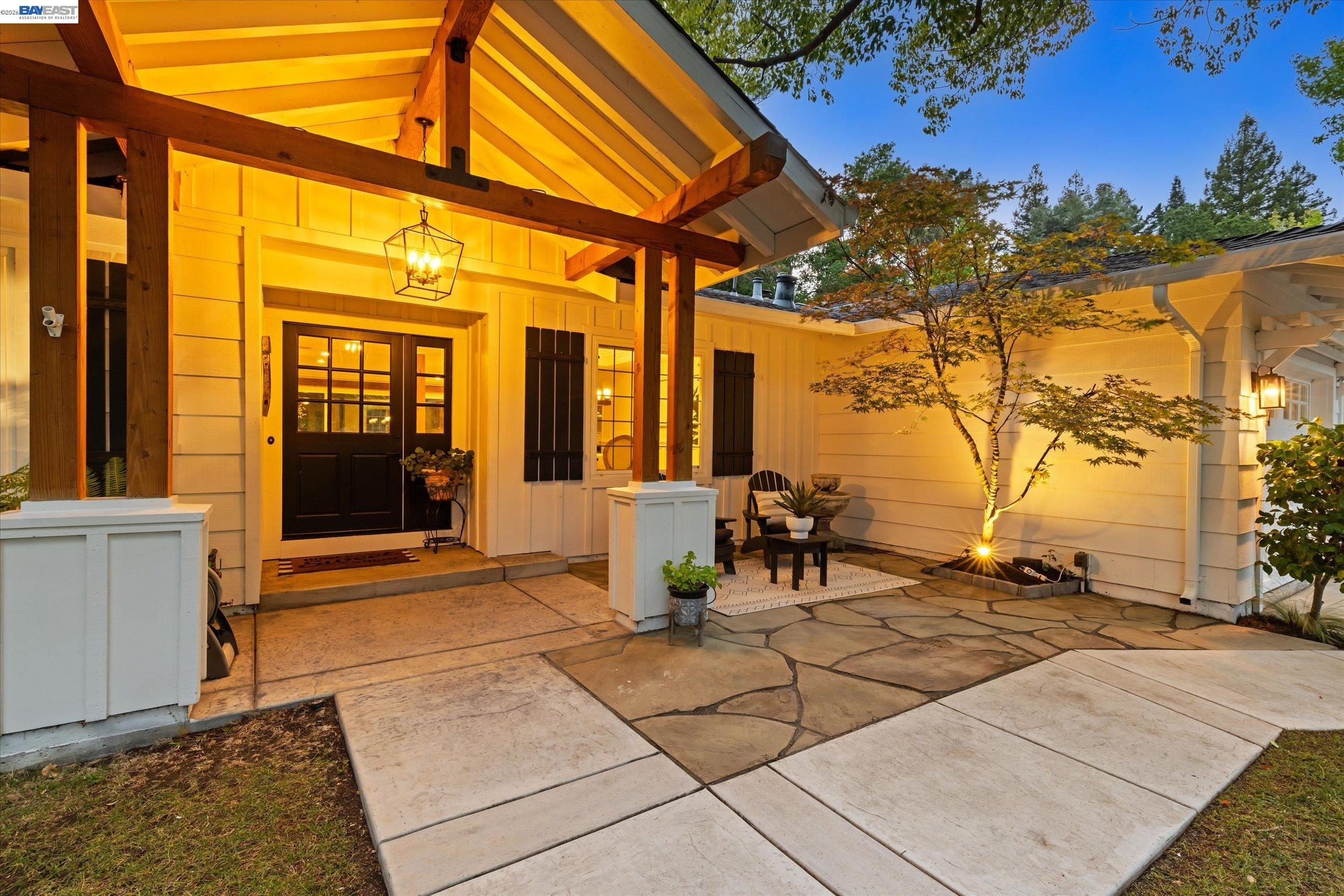 184 Lowell Dr
