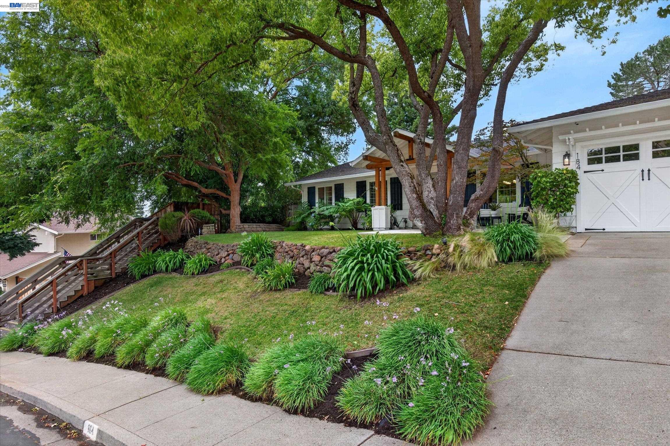 184 Lowell Dr