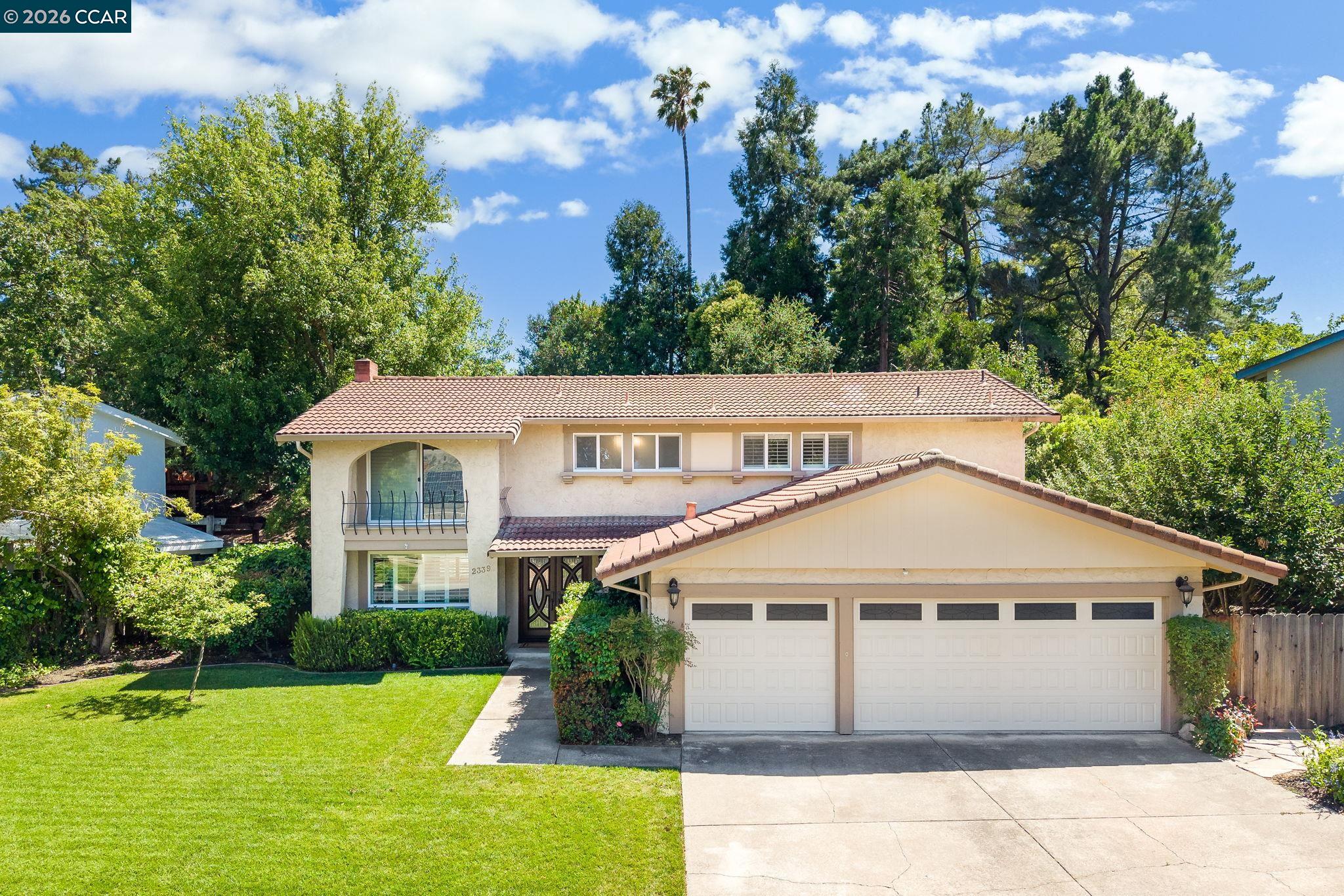 2339 Lariat Ln