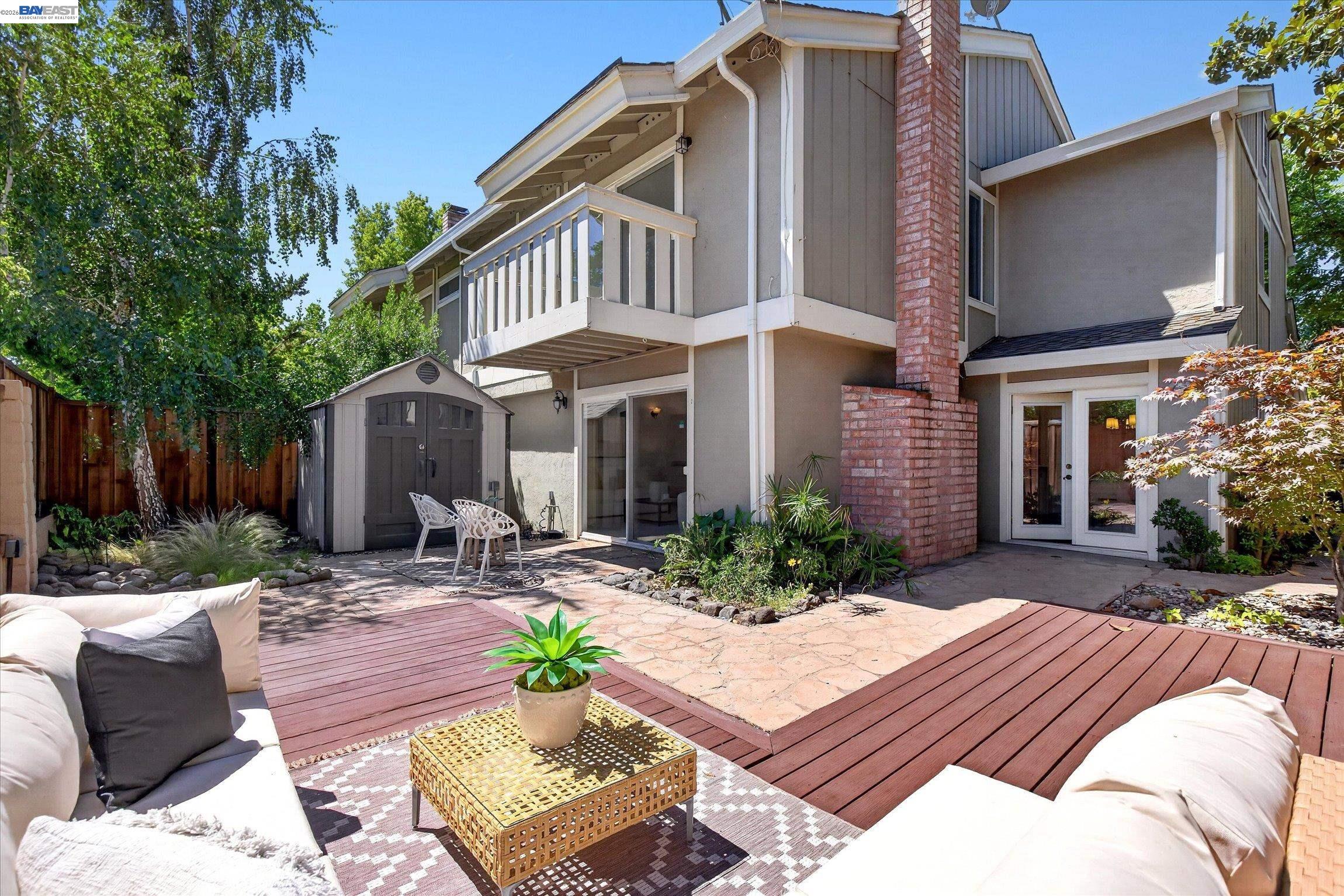108 Summerwood Pl