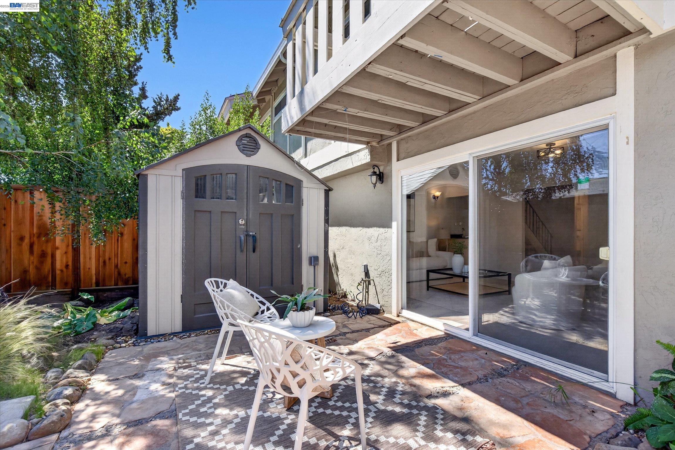 108 Summerwood Pl