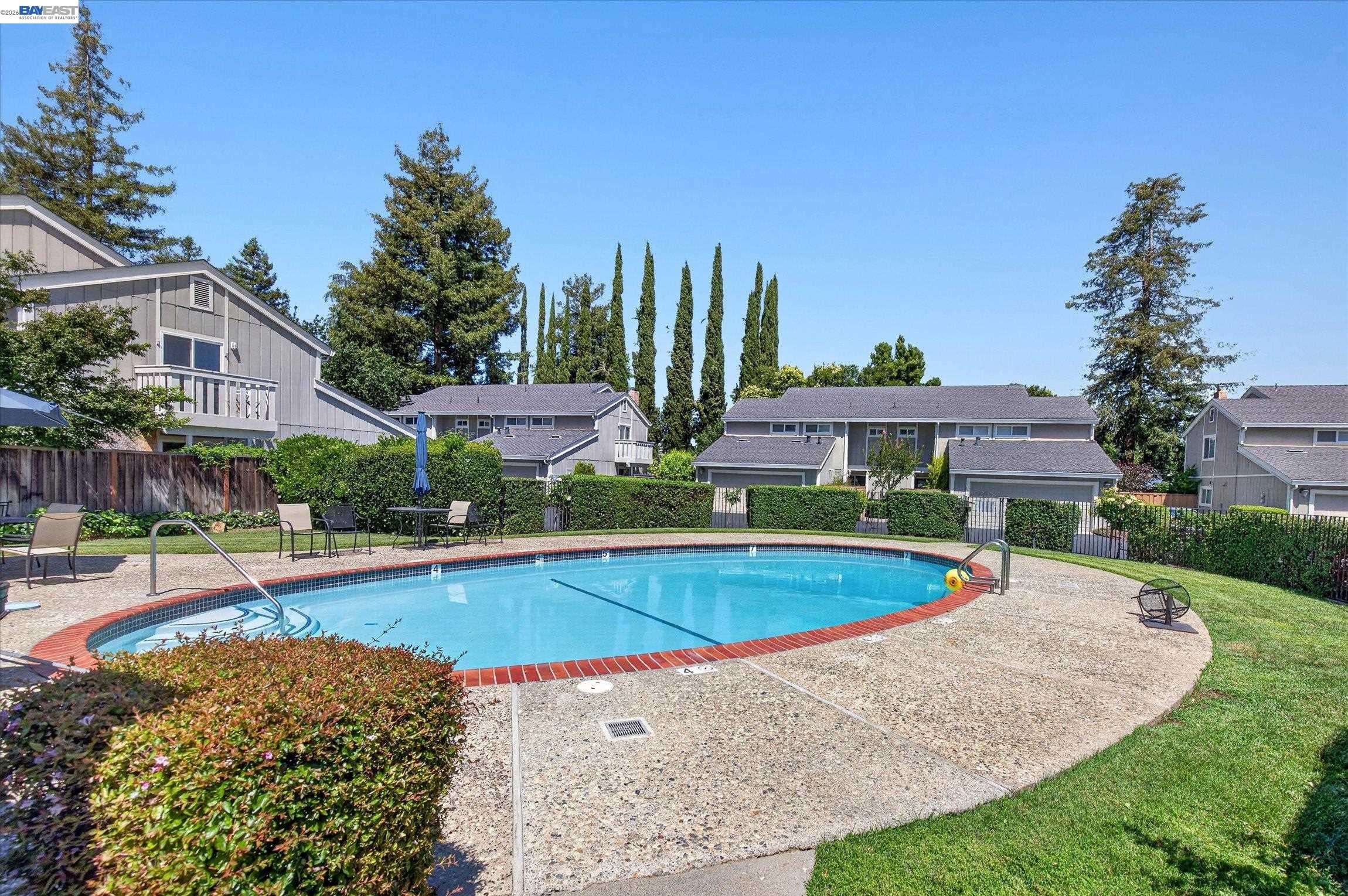 108 Summerwood Pl