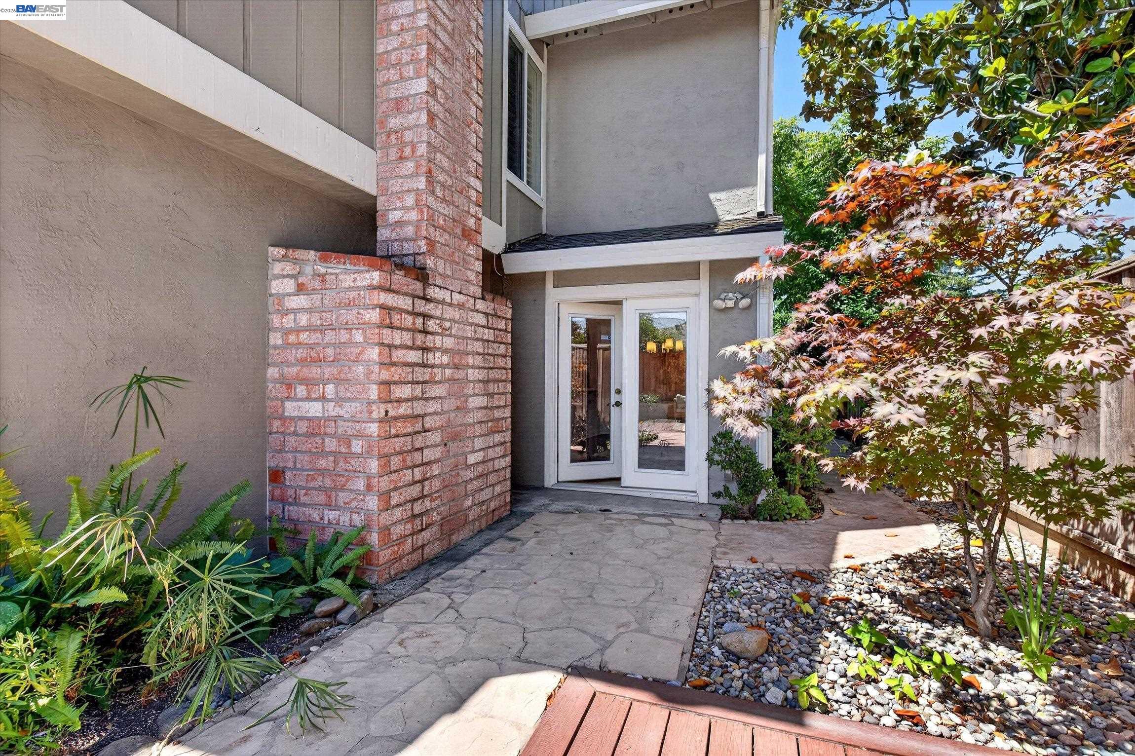 108 Summerwood Pl