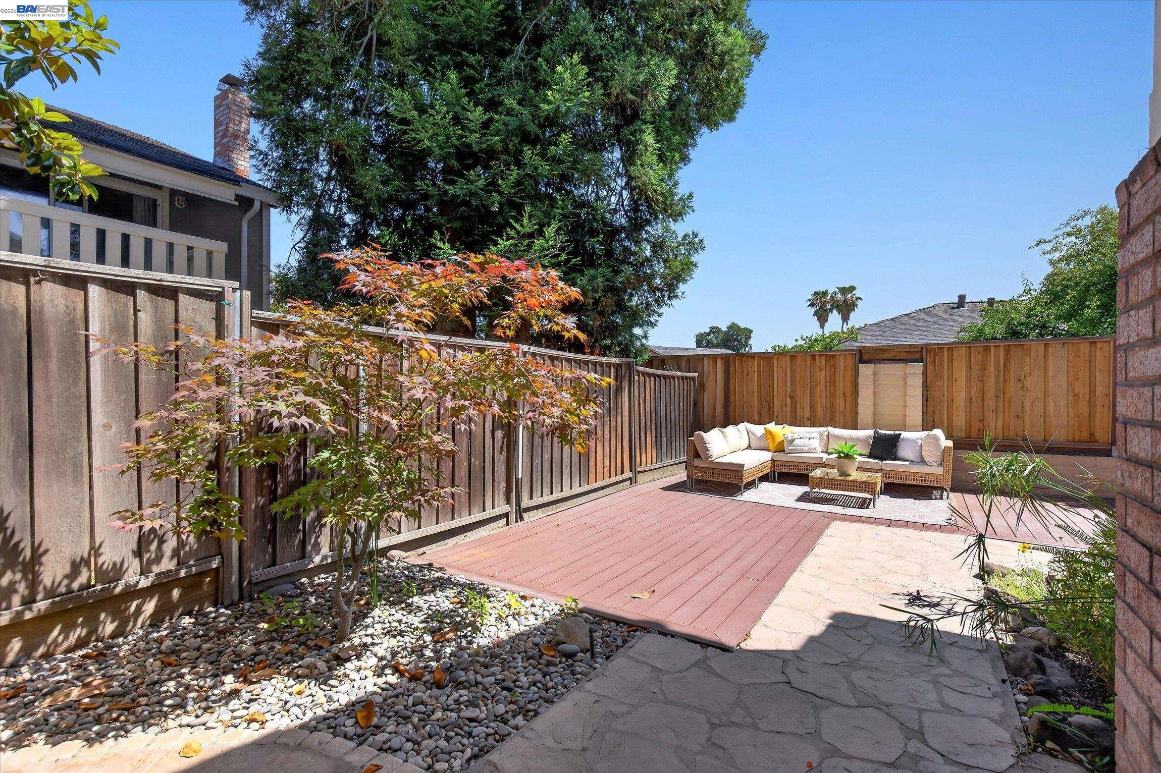 108 Summerwood Pl