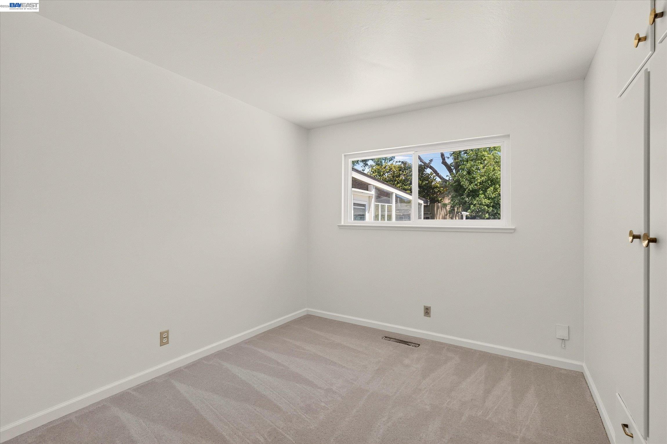 36740 Theta Ct