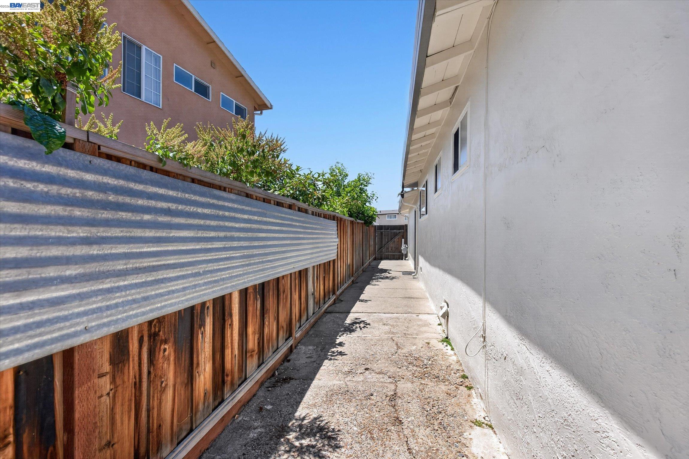 36740 Theta Ct