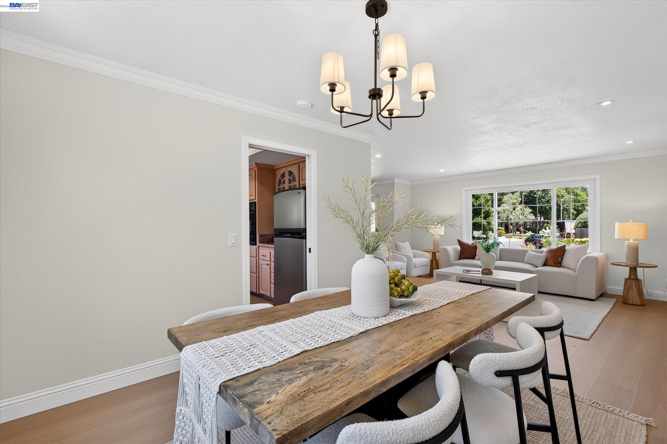 2501 Shadow Mountain Ct