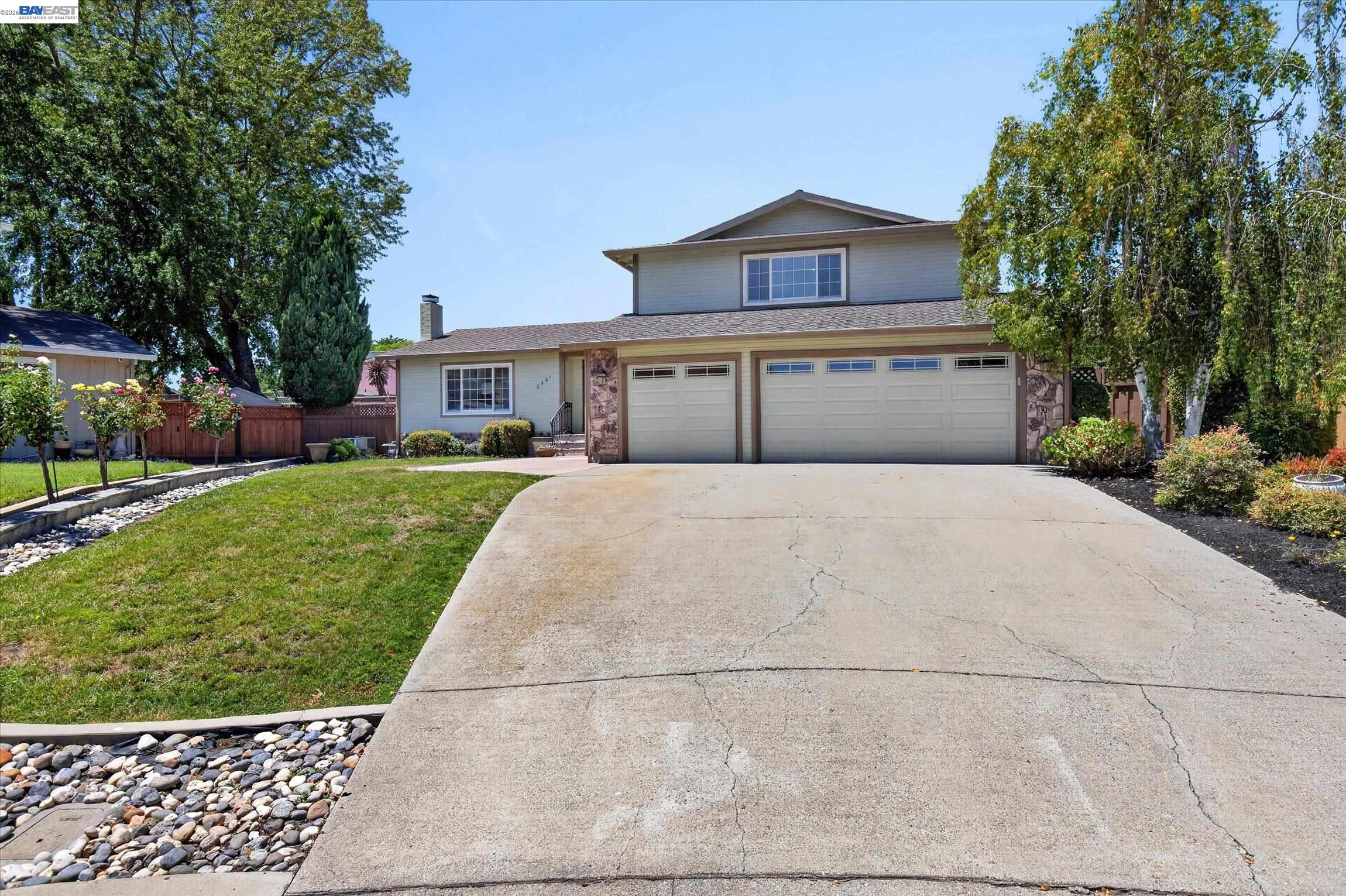 2501 Shadow Mountain Ct
