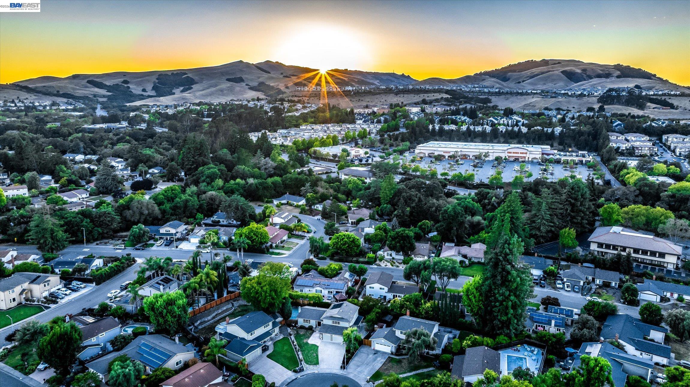 2501 Shadow Mountain Ct
