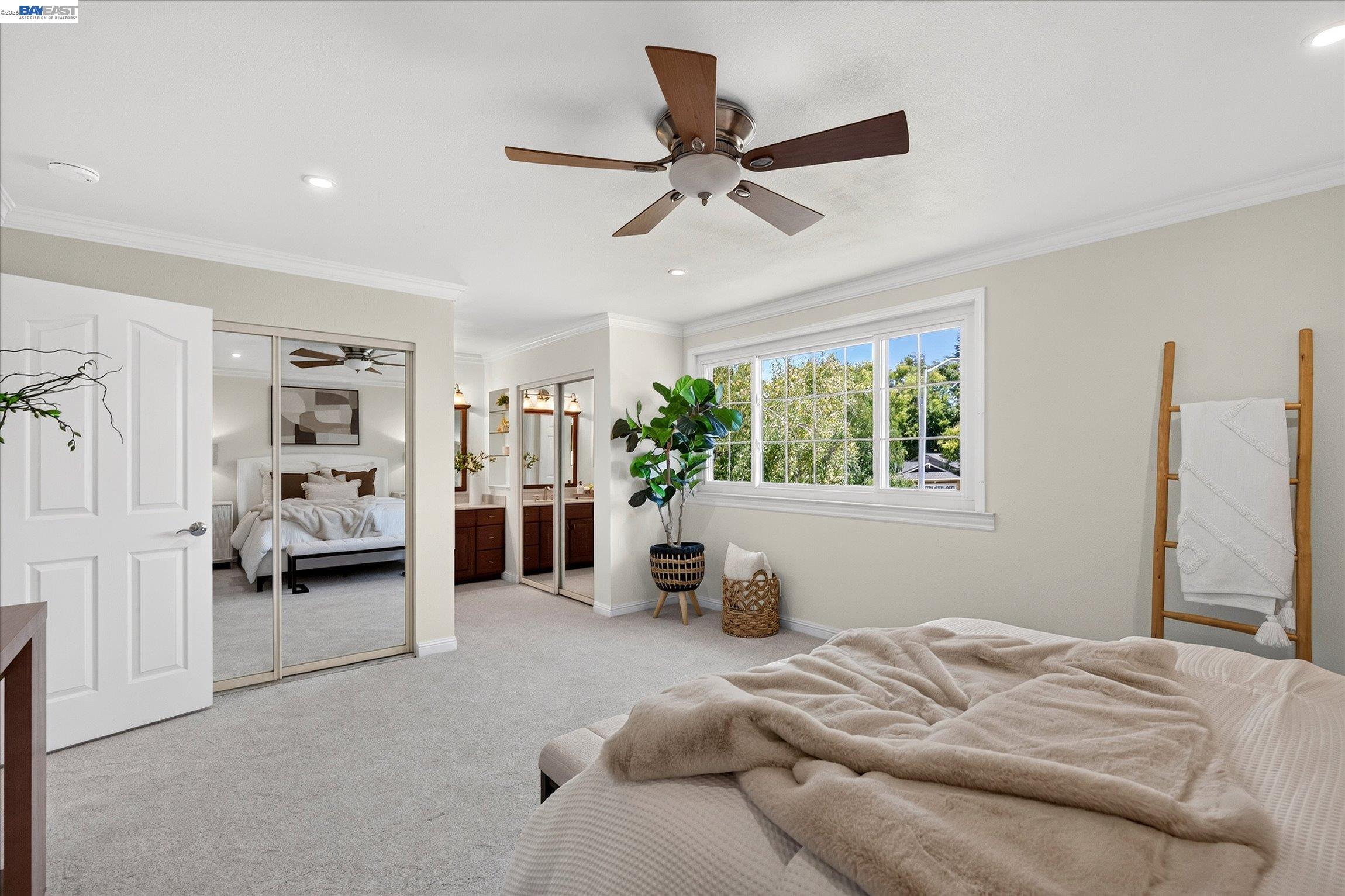 2501 Shadow Mountain Ct