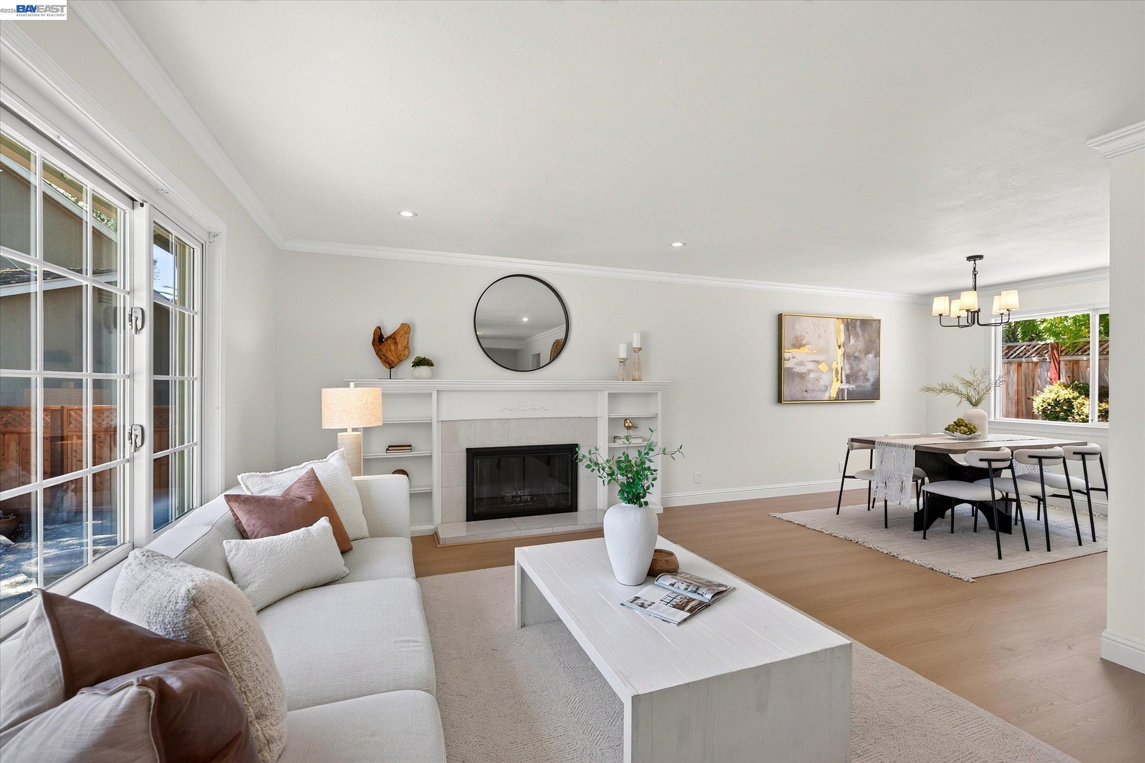 2501 Shadow Mountain Ct