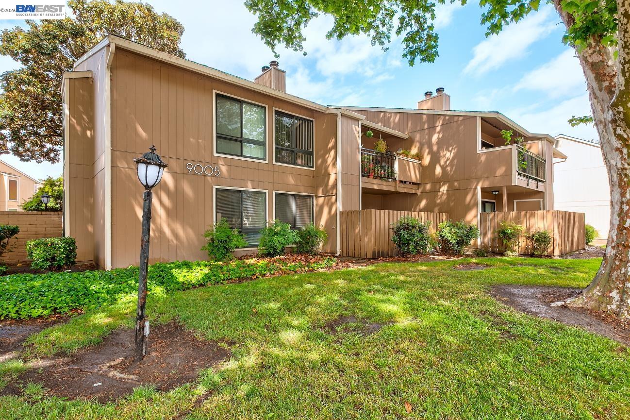 9005 Alcosta Blvd # 199
