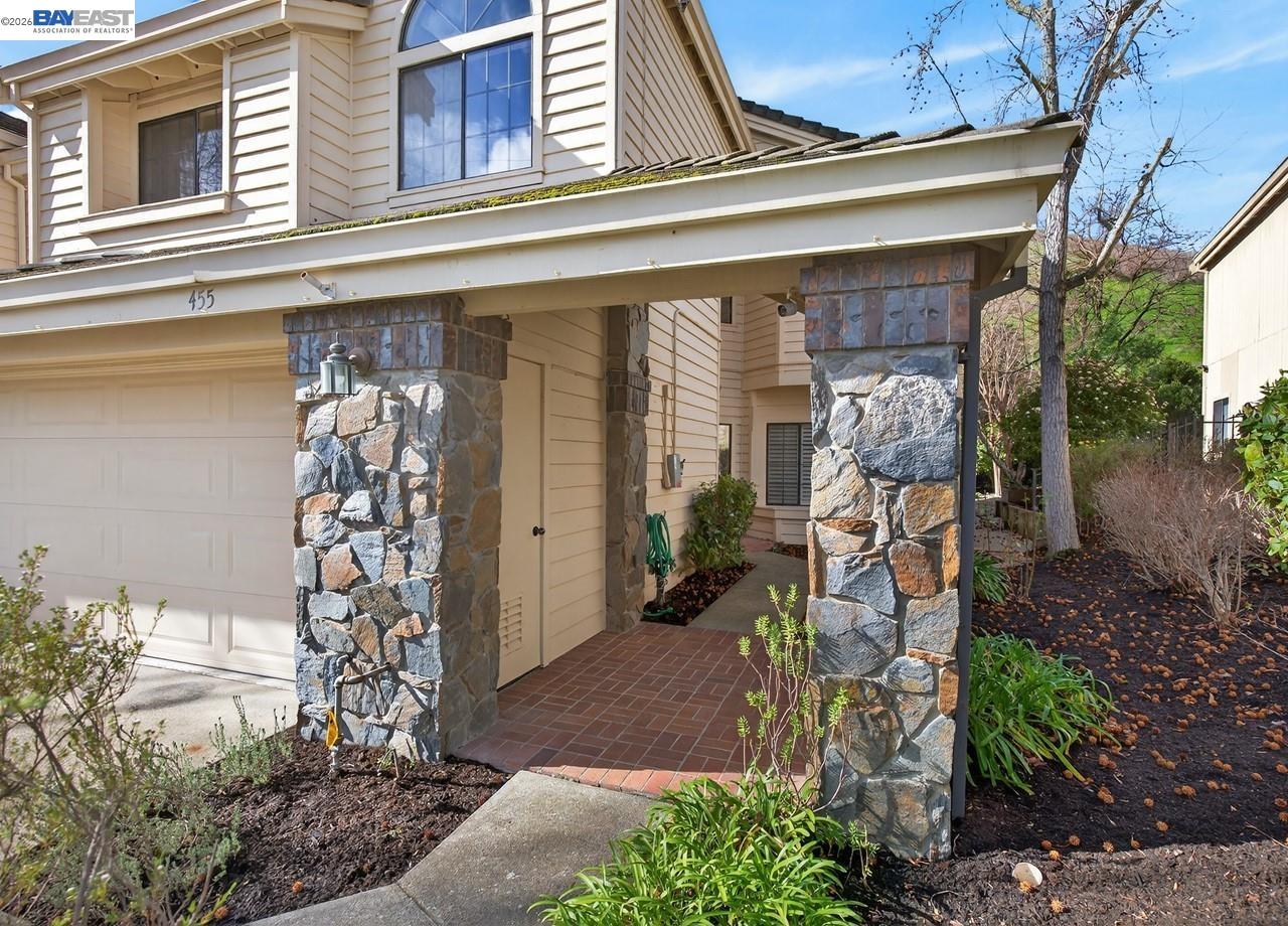 455 Eagle Valley Way