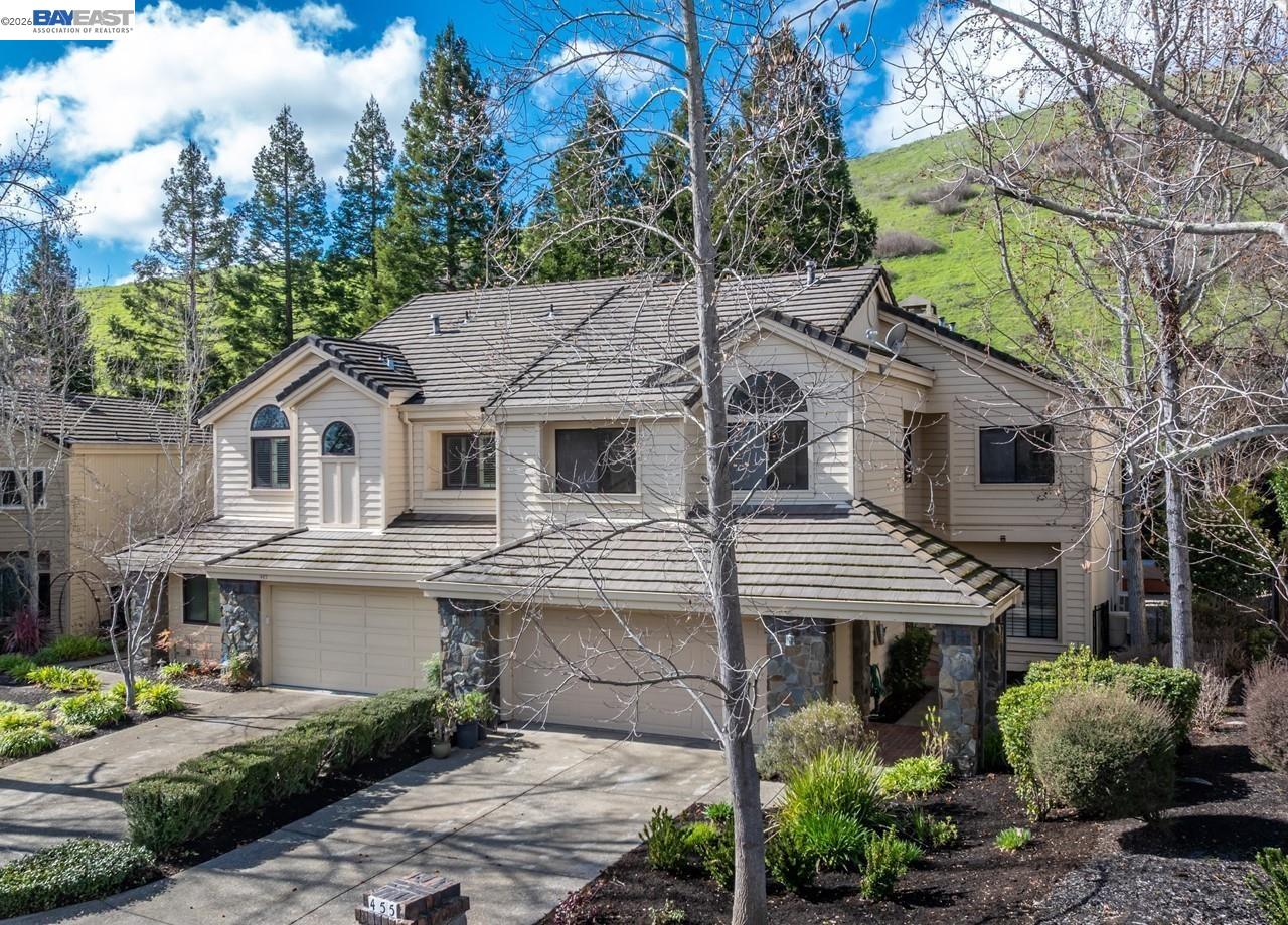 455 Eagle Valley Way